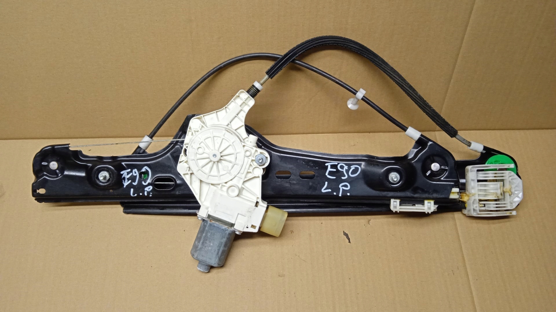 BMW E90 МЕХАНИЗМ ЕЛЕКТРОДВИГАТЕЛЬ СТЕКЛО ПЕРЕД ЛЕВЫЙ