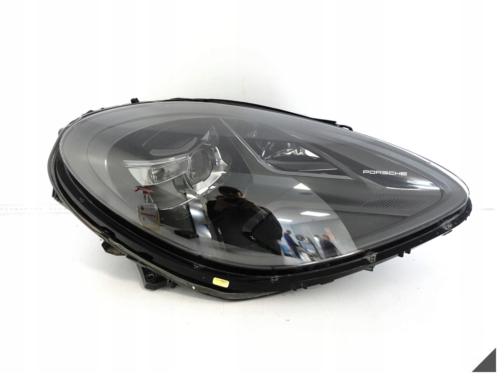PORSCHE MACAN 95B LIFT 18-24 light FULL LED EXCLUSIVE black right front EU