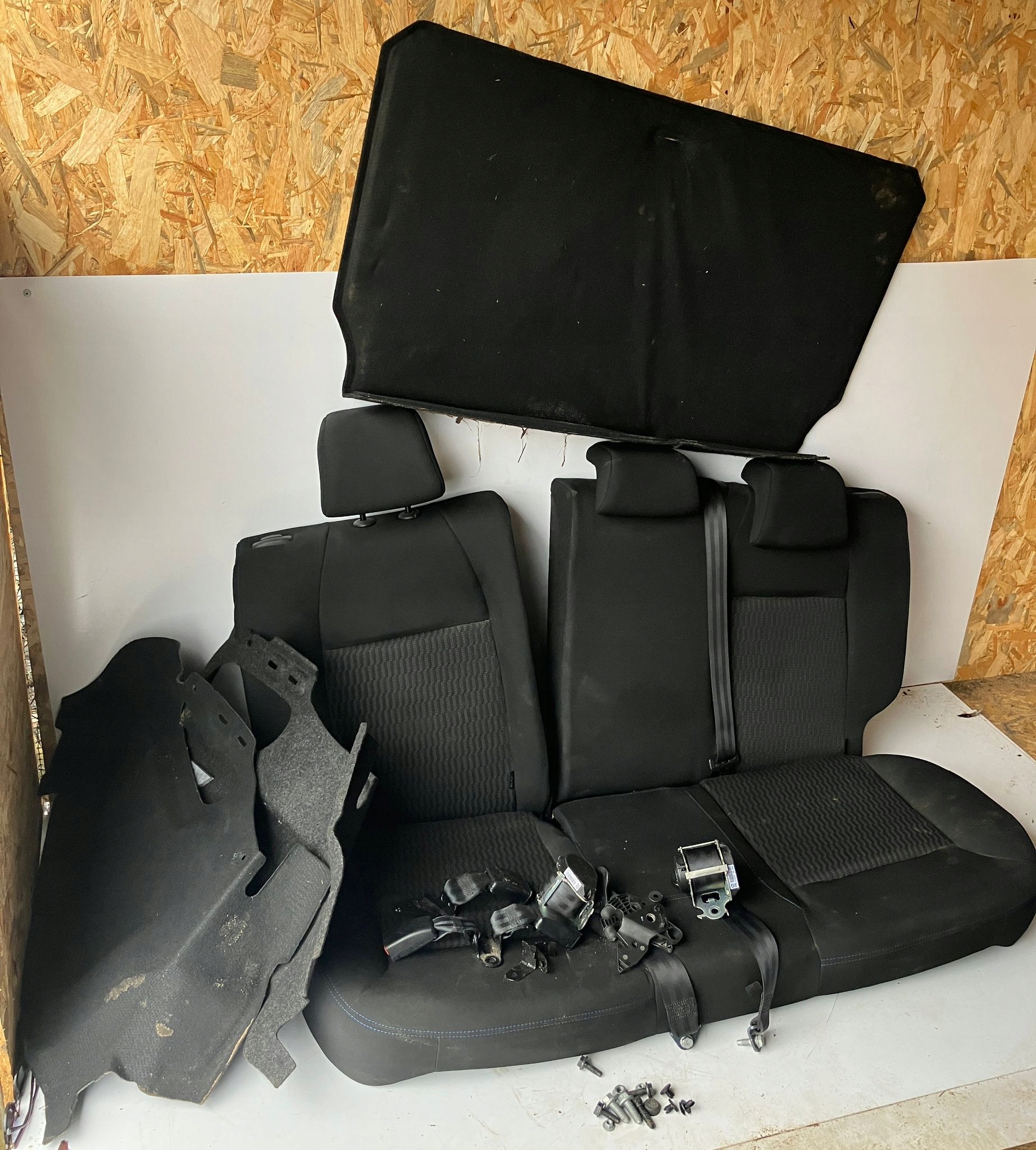 ДИВАН РЕМНИ КОВРОВОЕ ПОКРЫТИЕ 208 ЛИФТ СИНЯЯ НИТЬ