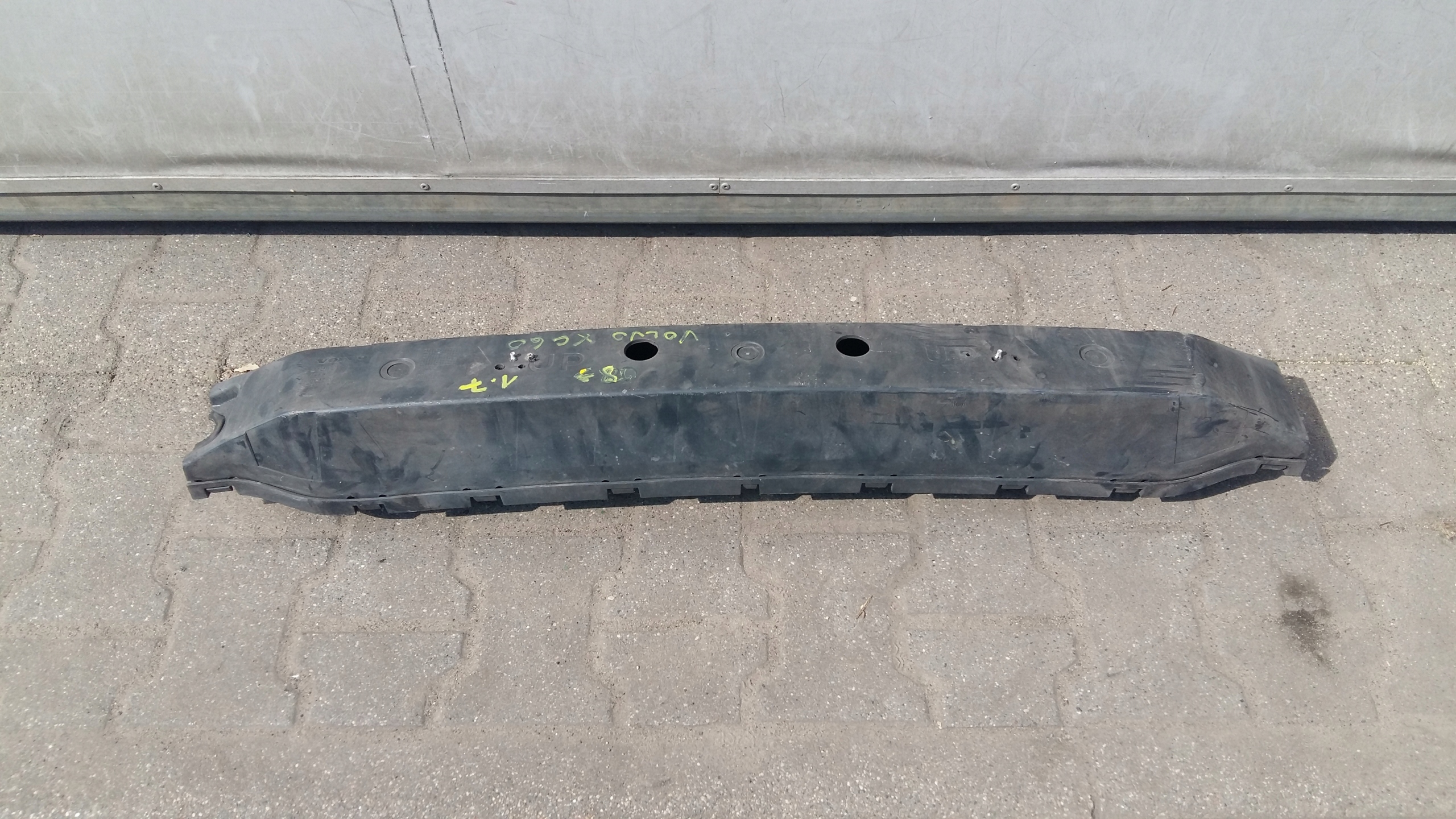 31283358 - АМОРТИЗАТОР ПЕРЕДНЬОГО БАМПЕРА VOLVO XC60 08-13