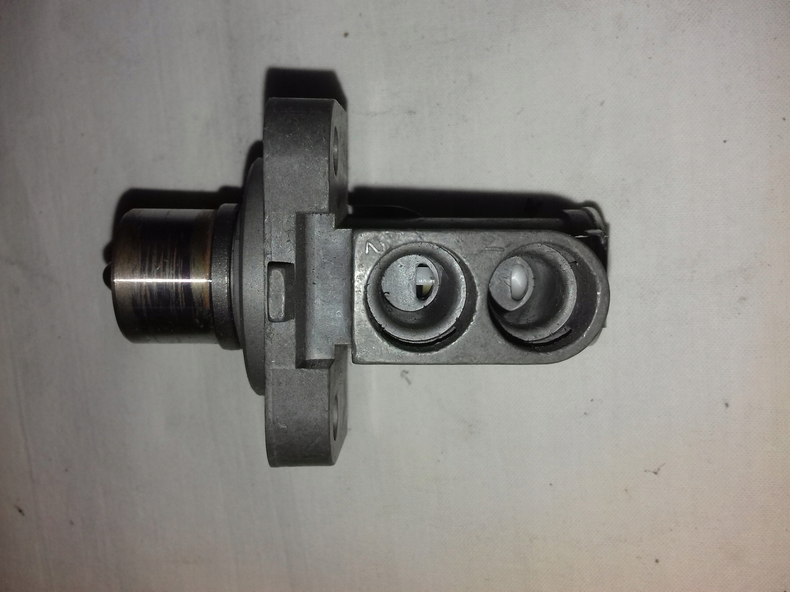 8172628 - Клапан коробки передач Volvo FH12/16 FM9 / 12