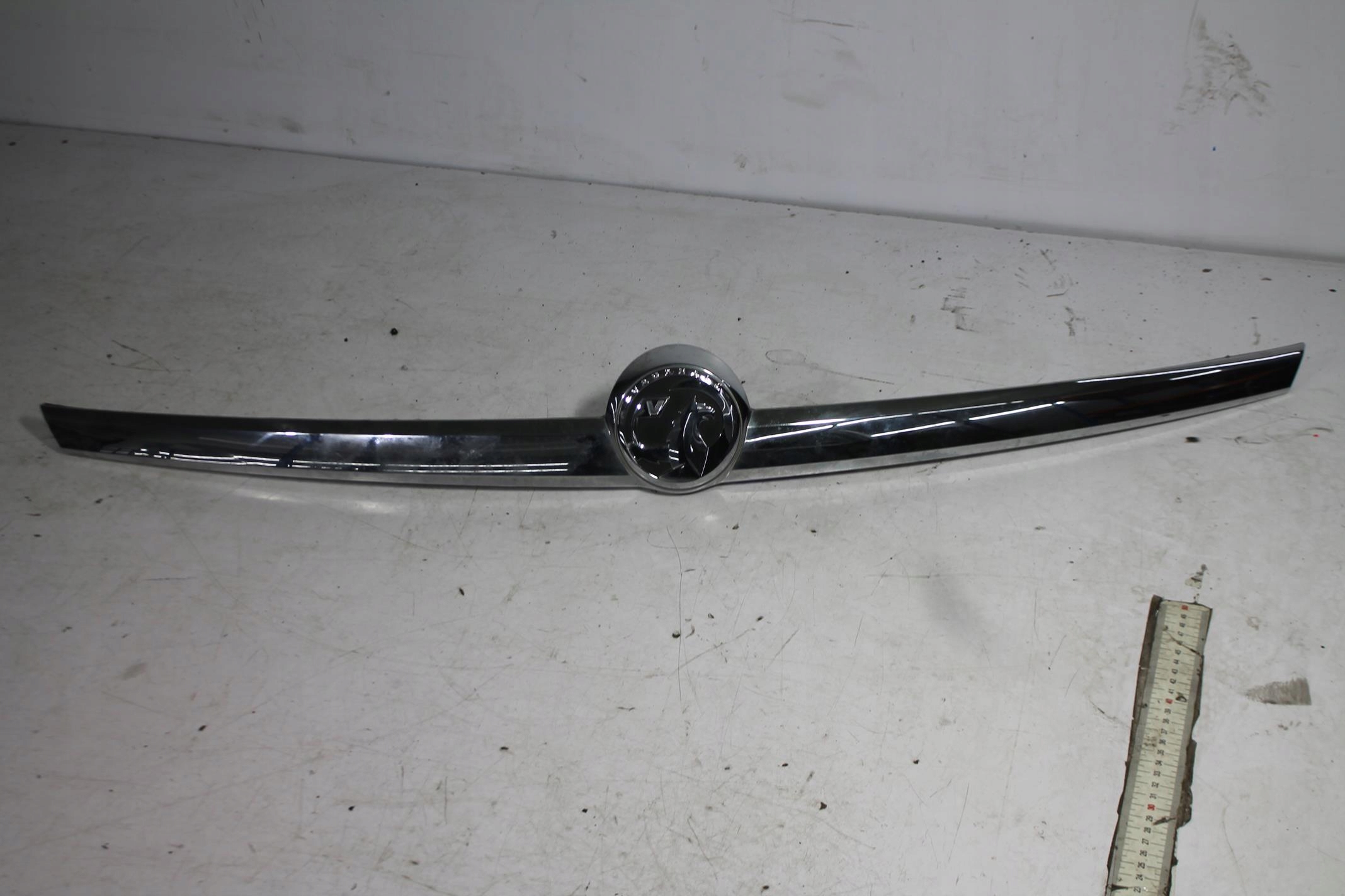 cap bonnet rear part rear 22803608 INSIGNIA A LIFT HB