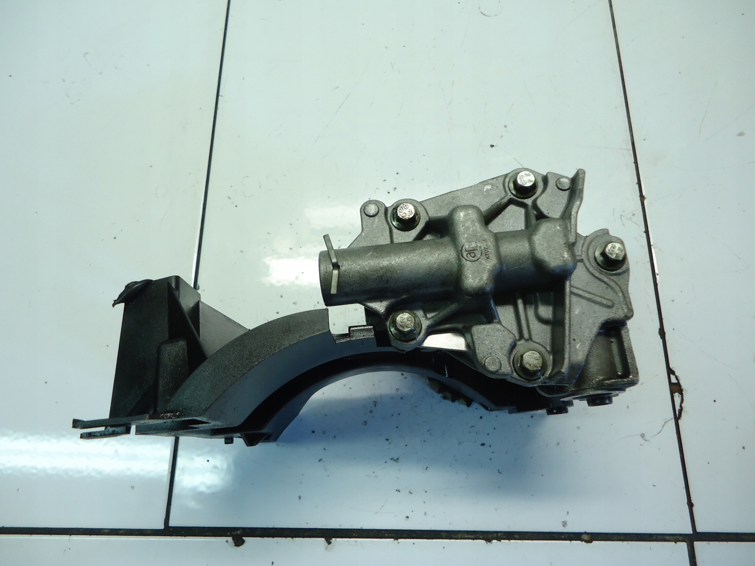 RENAULT TRAFIC 2.0DCI M9R Ölpumpe 8200368176