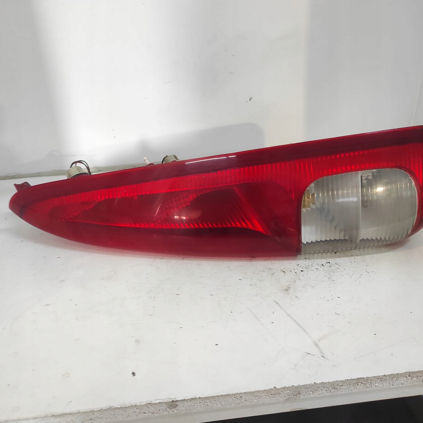 фонарь правый Chevrolet REZZO 30-0527R