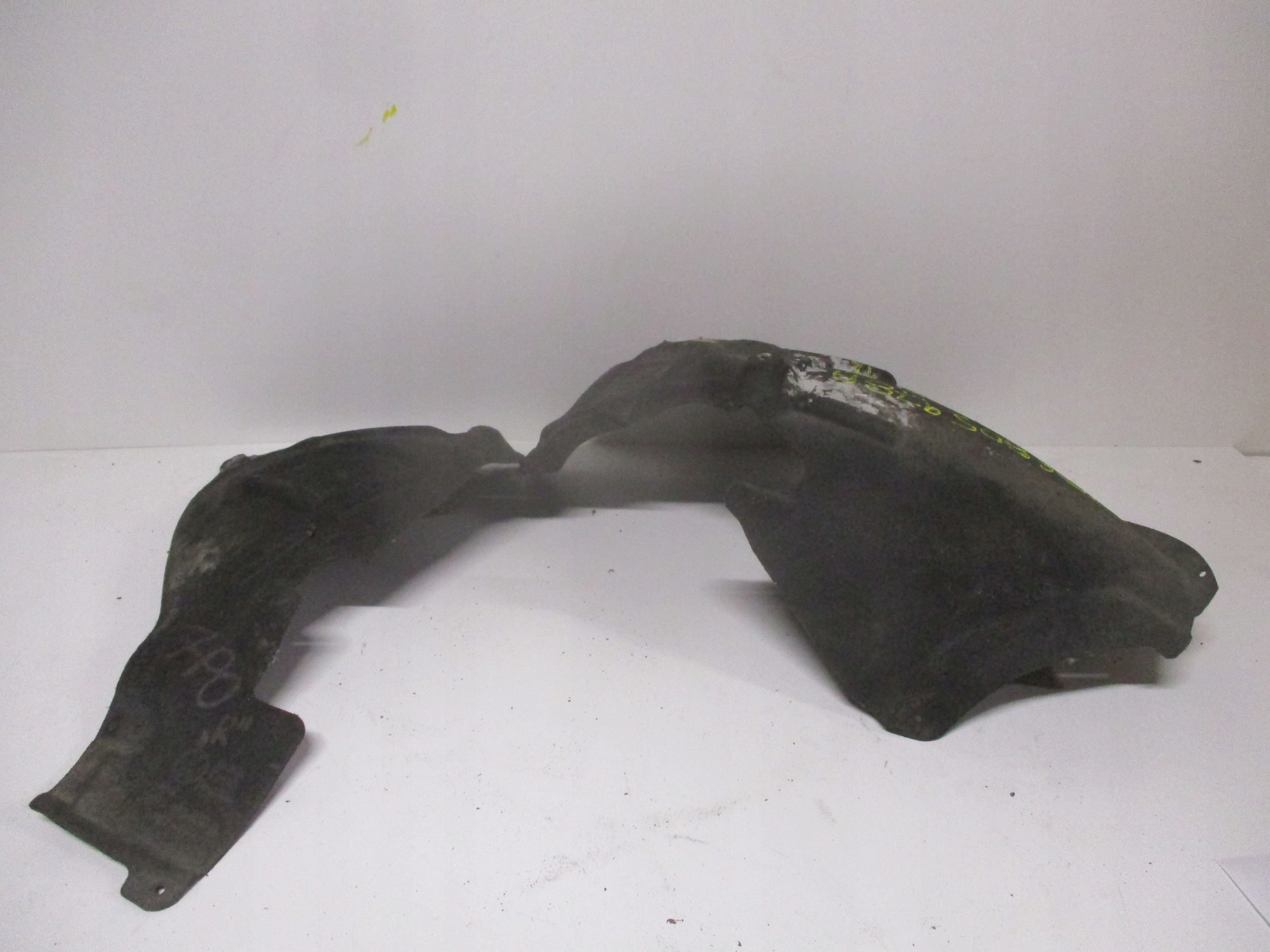 mudguard VW TOUAREG II 7P0 7P6805978A right front