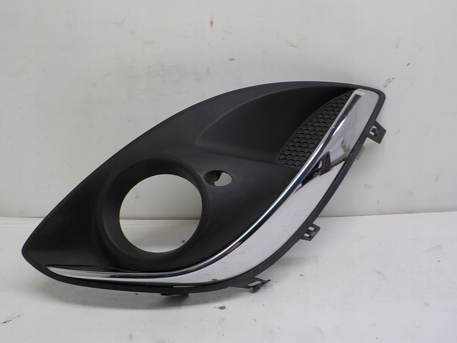 OPEL CORSA D LIFT FL grid grille of a bumper left