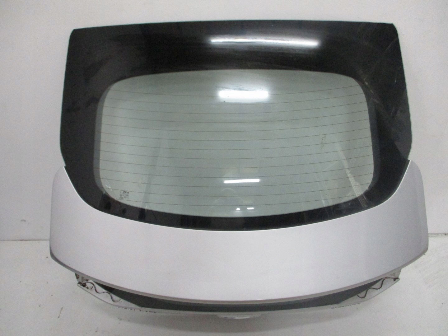 Klapa tylna HYUNDAI IONIQ KAMERA Numer katalogowy części 73700G2000