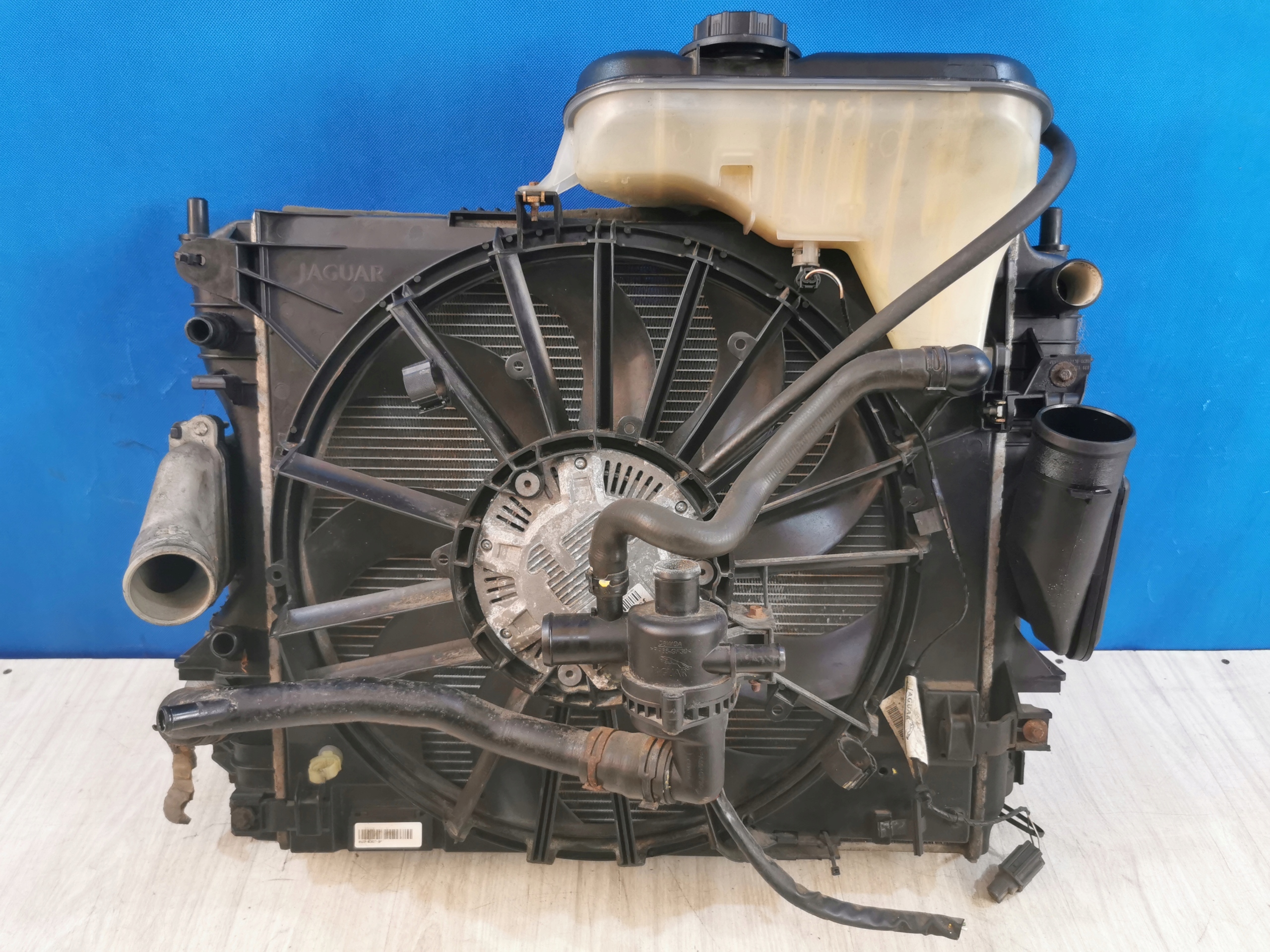 Jaguar XF X250 07/11 chłodnice wentylator komplet 3.0 diesel