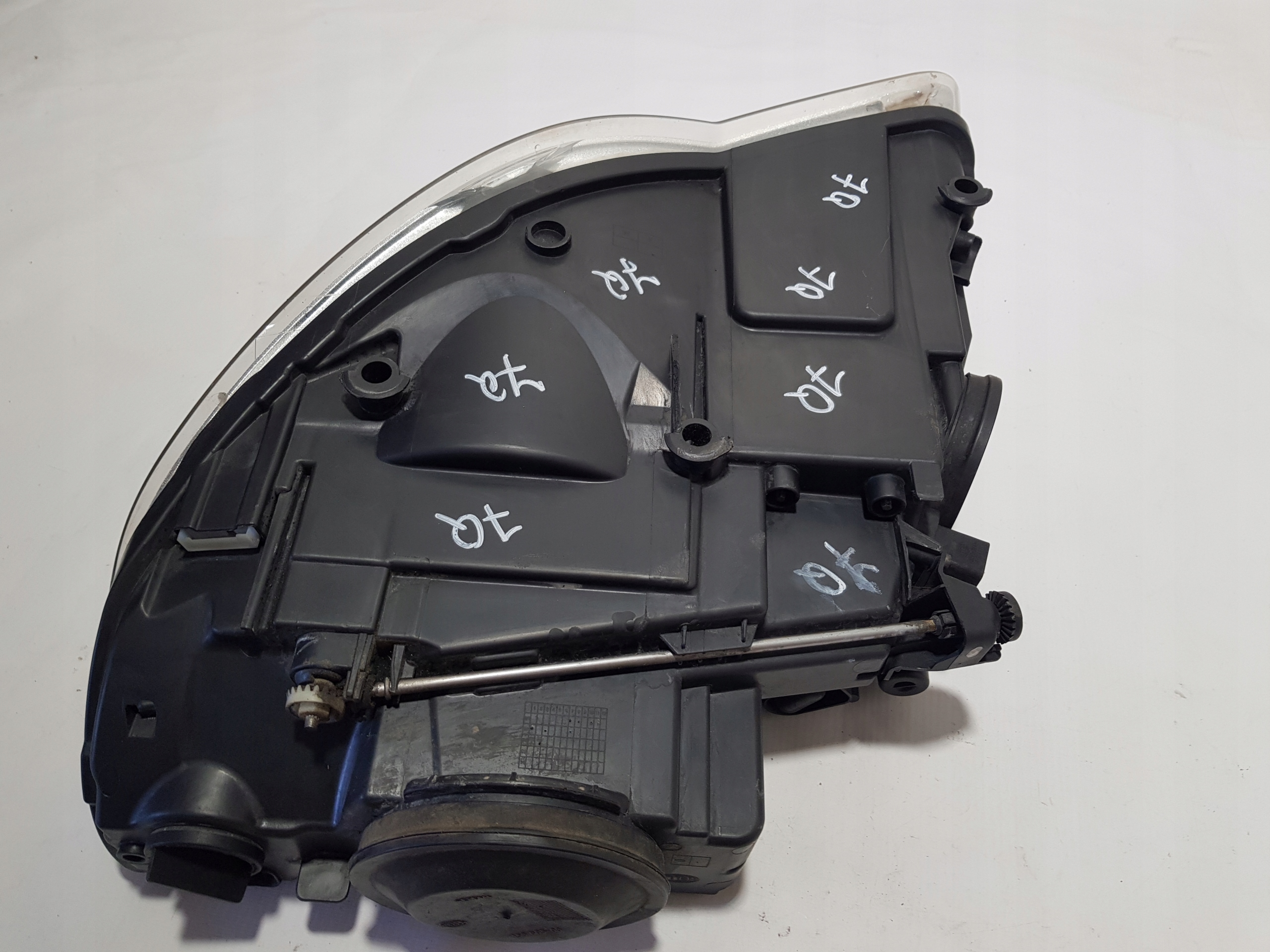 VW TOUAREG LIFT 7L light right front 7L6941032A UK