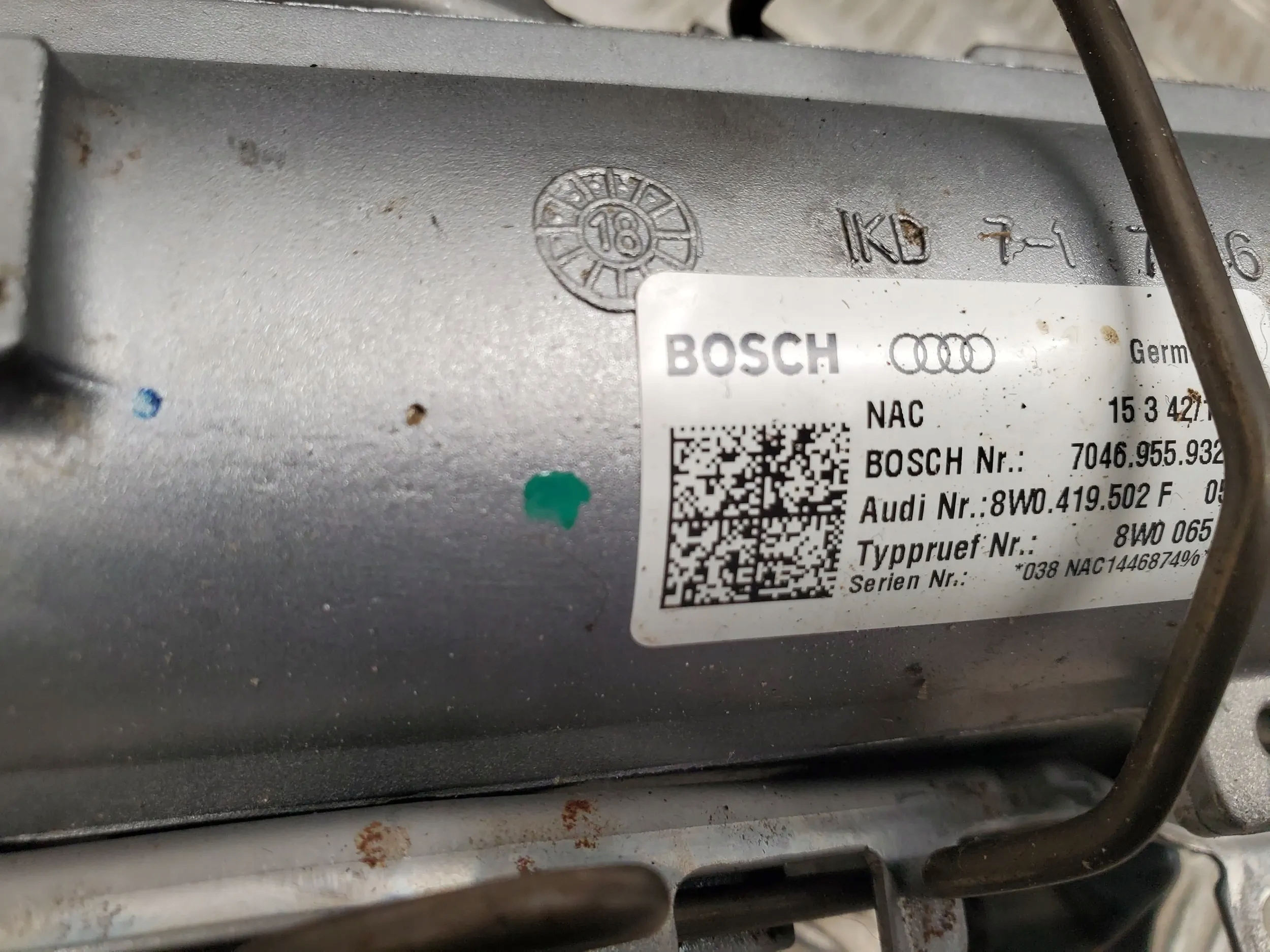 Audi A5 8W0419502F Przód strona lewa Kolumny kierownicze Producent części Audi OE