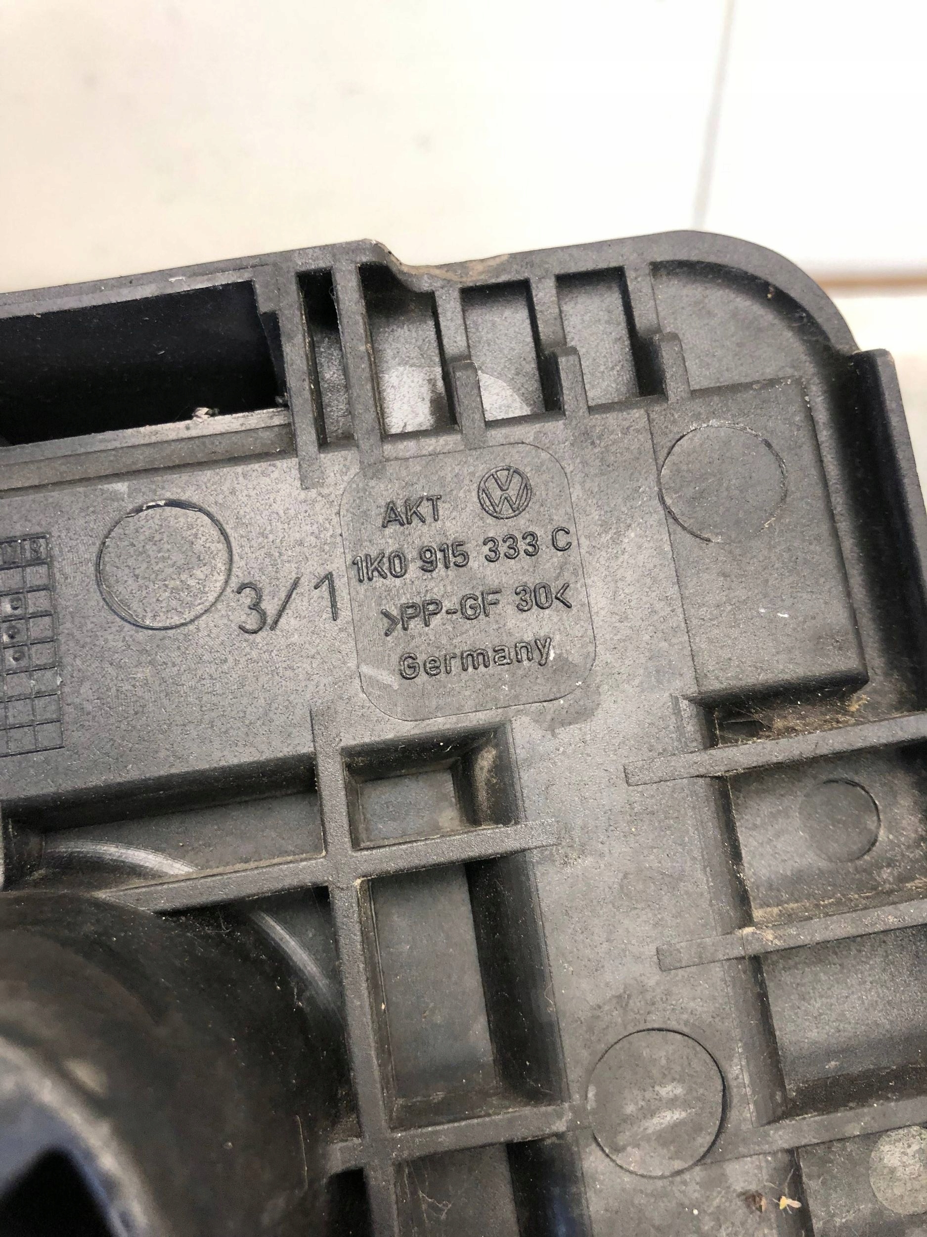 Porta per batteria VW TOURAN e LIFT 1K0915333C