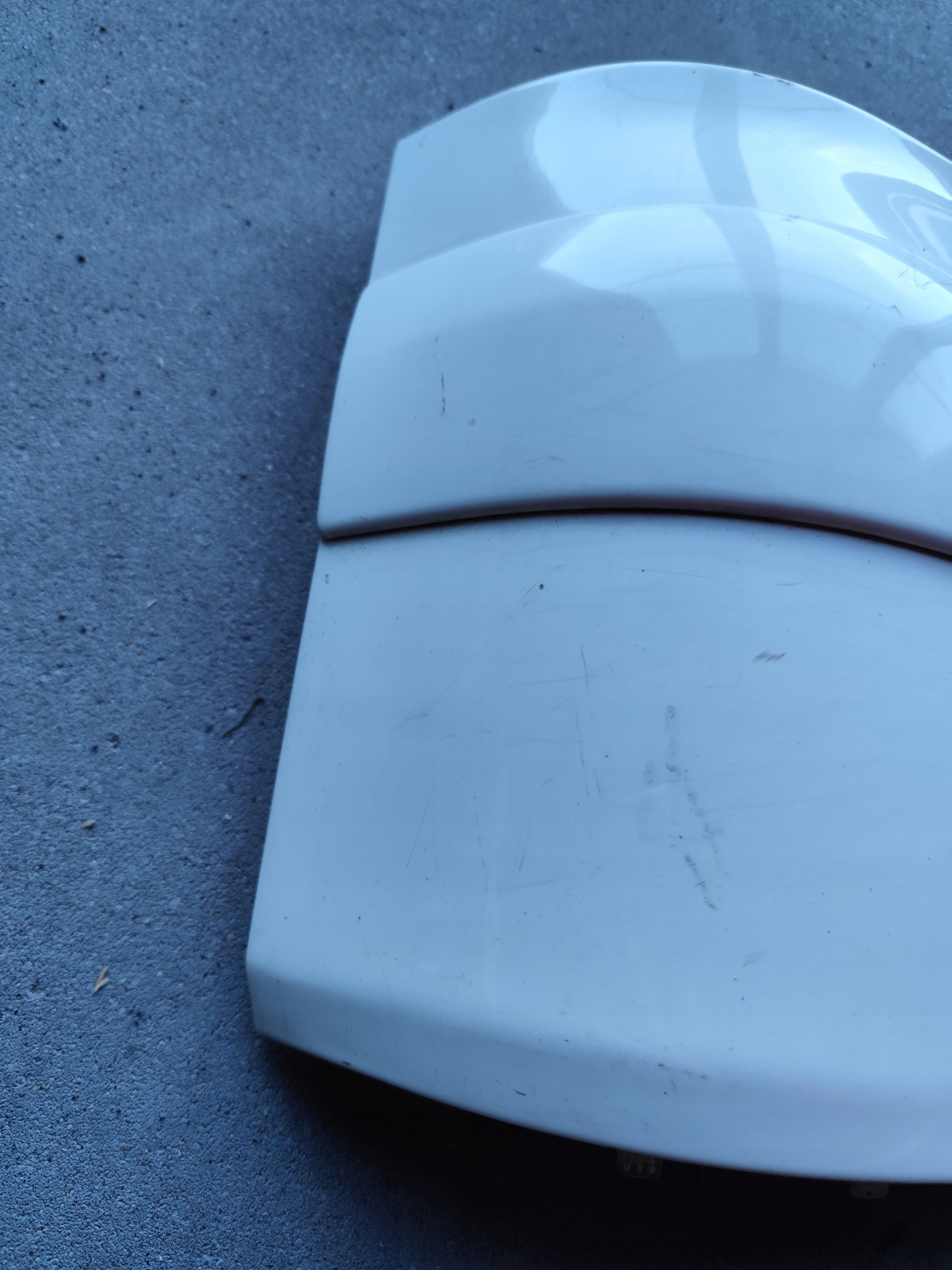 Unité d’angle zaslepki Pare choc Arrière VW T5 biale Multivan