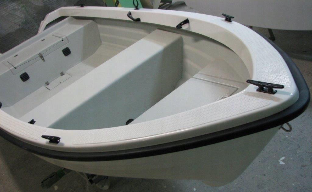 моторная лодка UNI-395 S