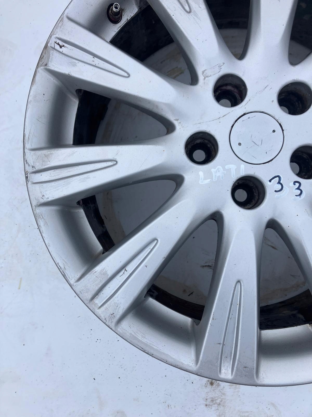 disk RENAULT LATITUDE #33 403000058R 18 CALI 5X114.3
