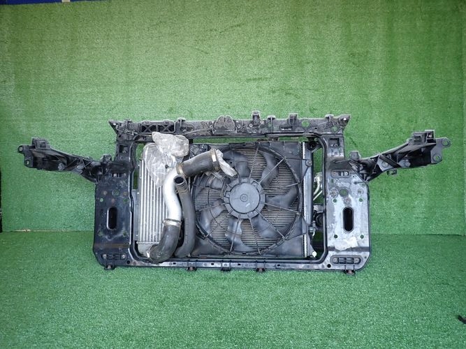 KIA SPORTAGE III 4x4 2.0 CRDI KPL support panel for radiators front