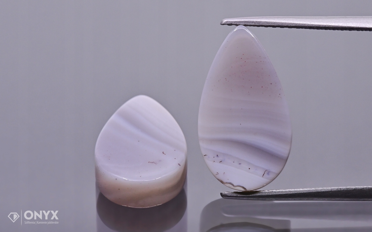 Achát Botswana mělký Pár slza 17,5x10 mm