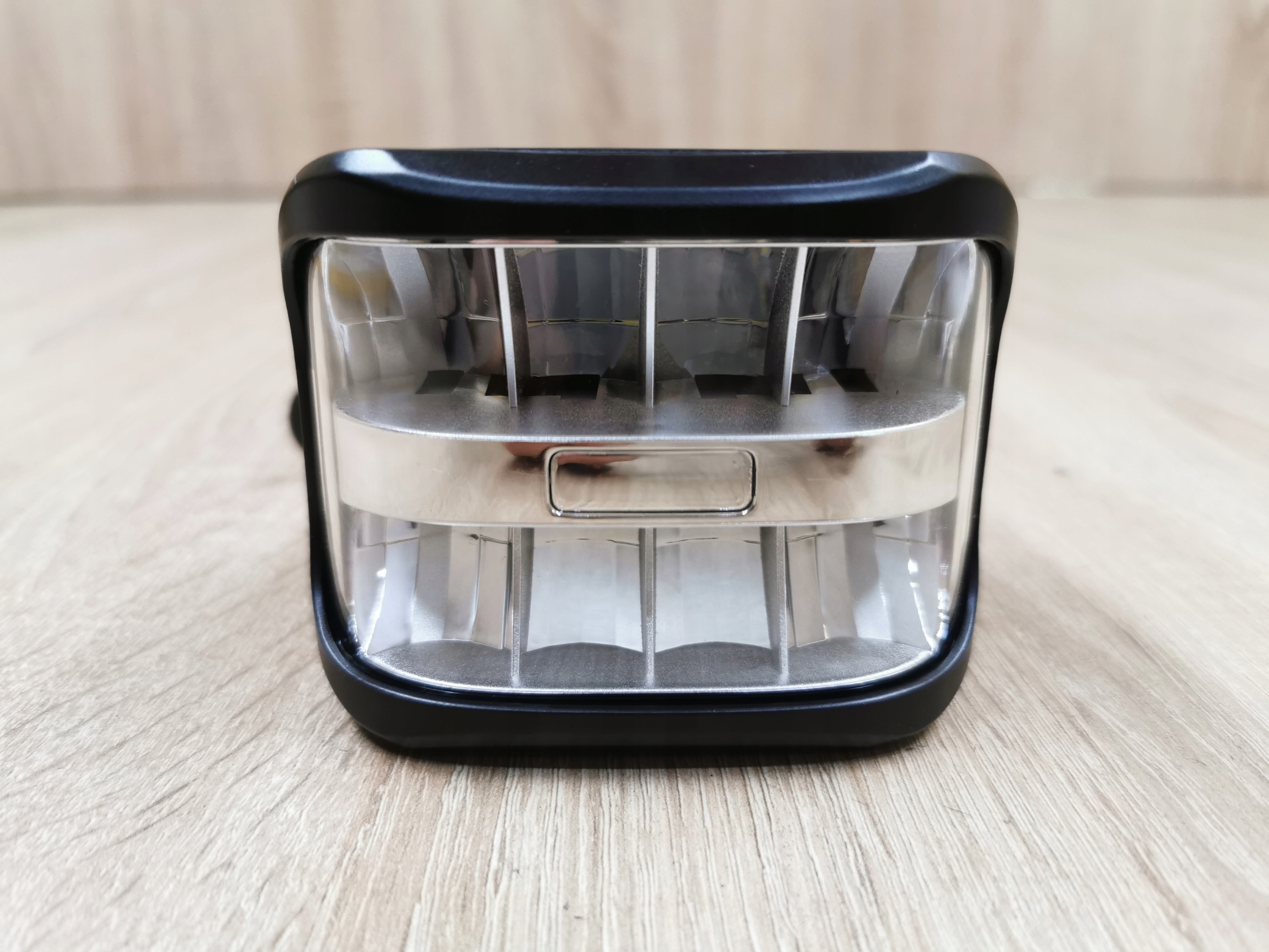 Lampa robocza 8x LED 12 24V wlacznik 27W 1608LM Version European