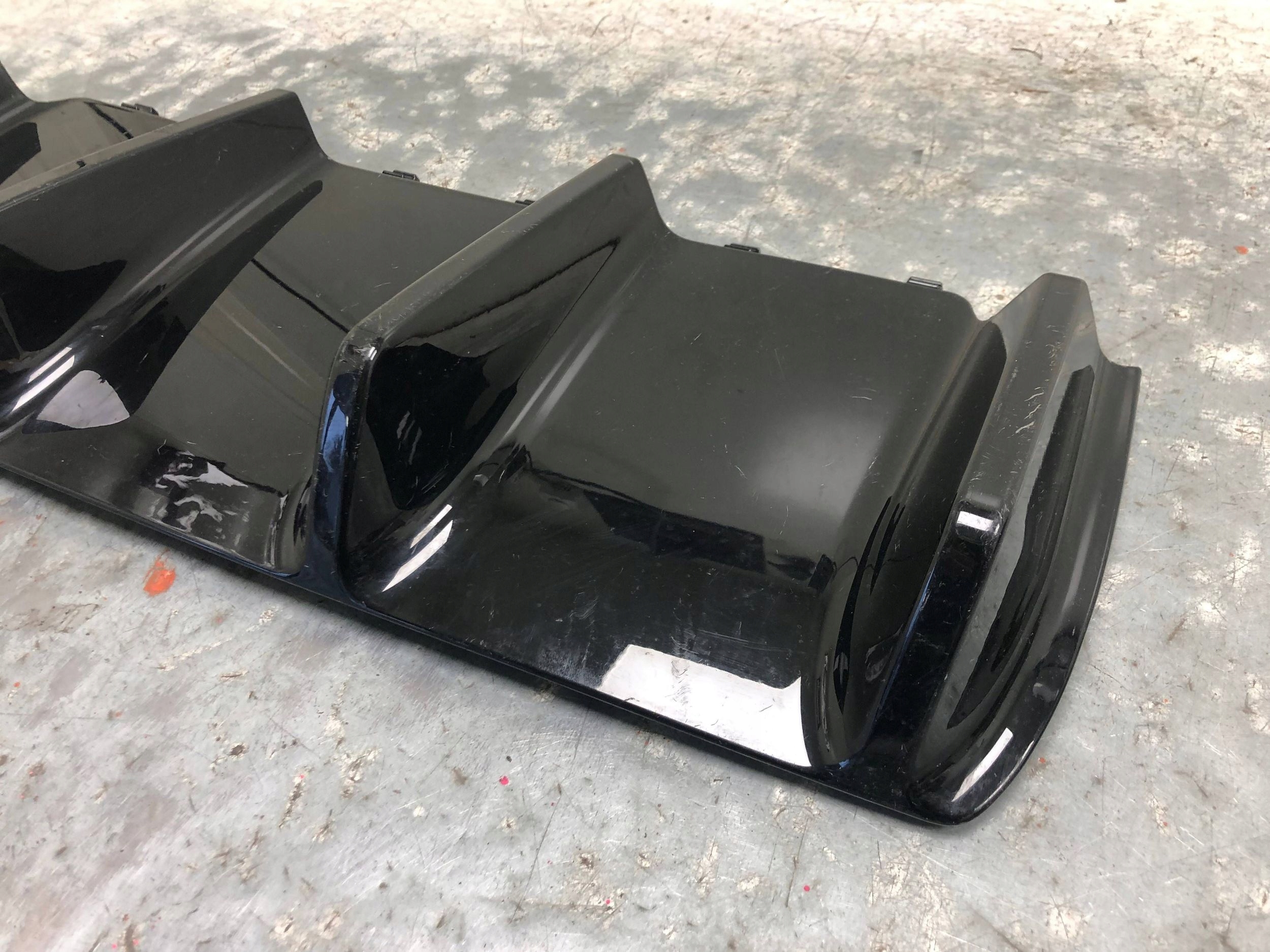 diffusore accessori Paraurti posteriore MERCEDES W206 AMG A2068854803