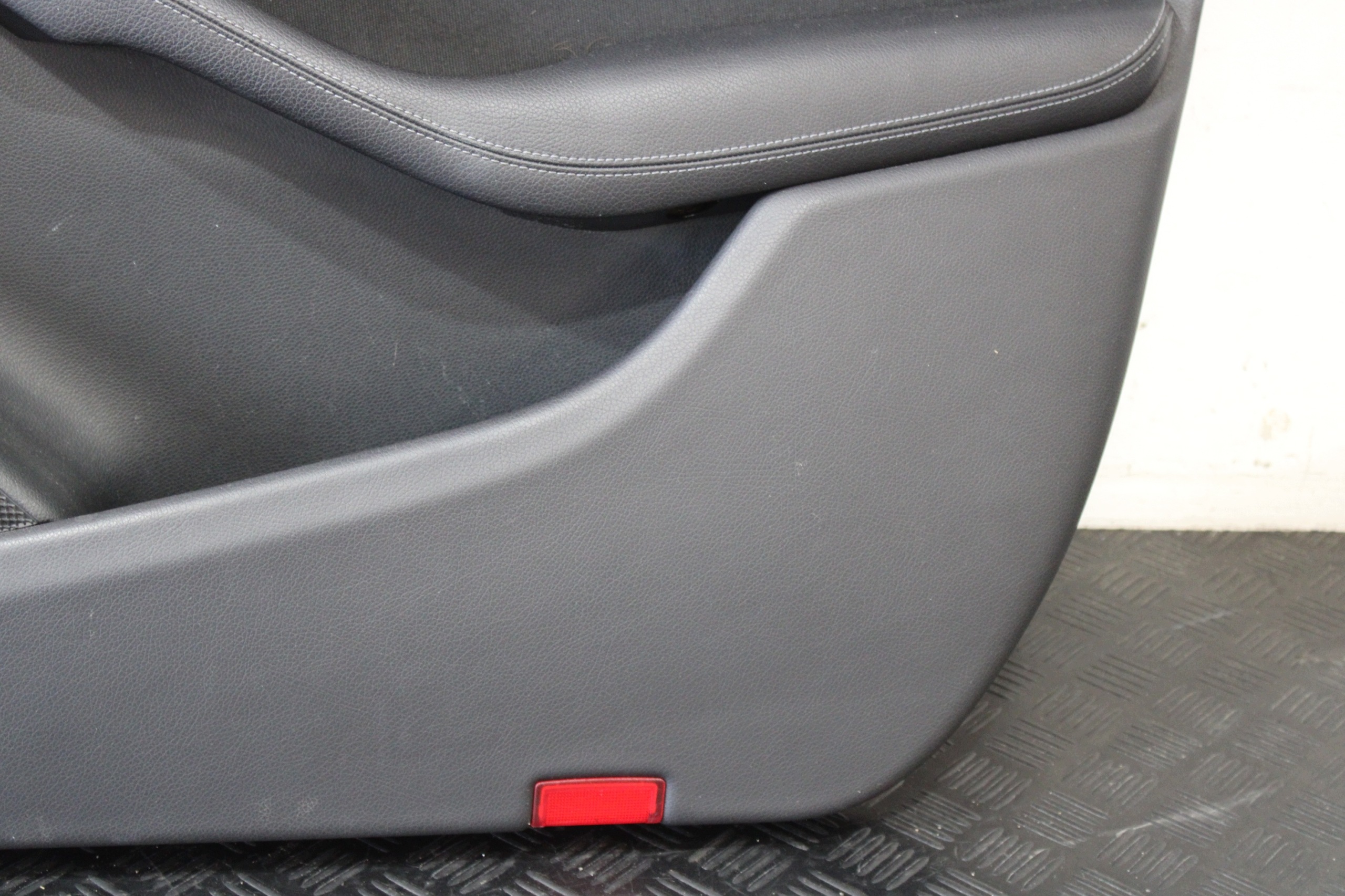 upholstery side door right front MERCEDES B-class W246 LIFT