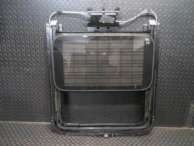 Люк AUDI A8 4H 4H0877041B