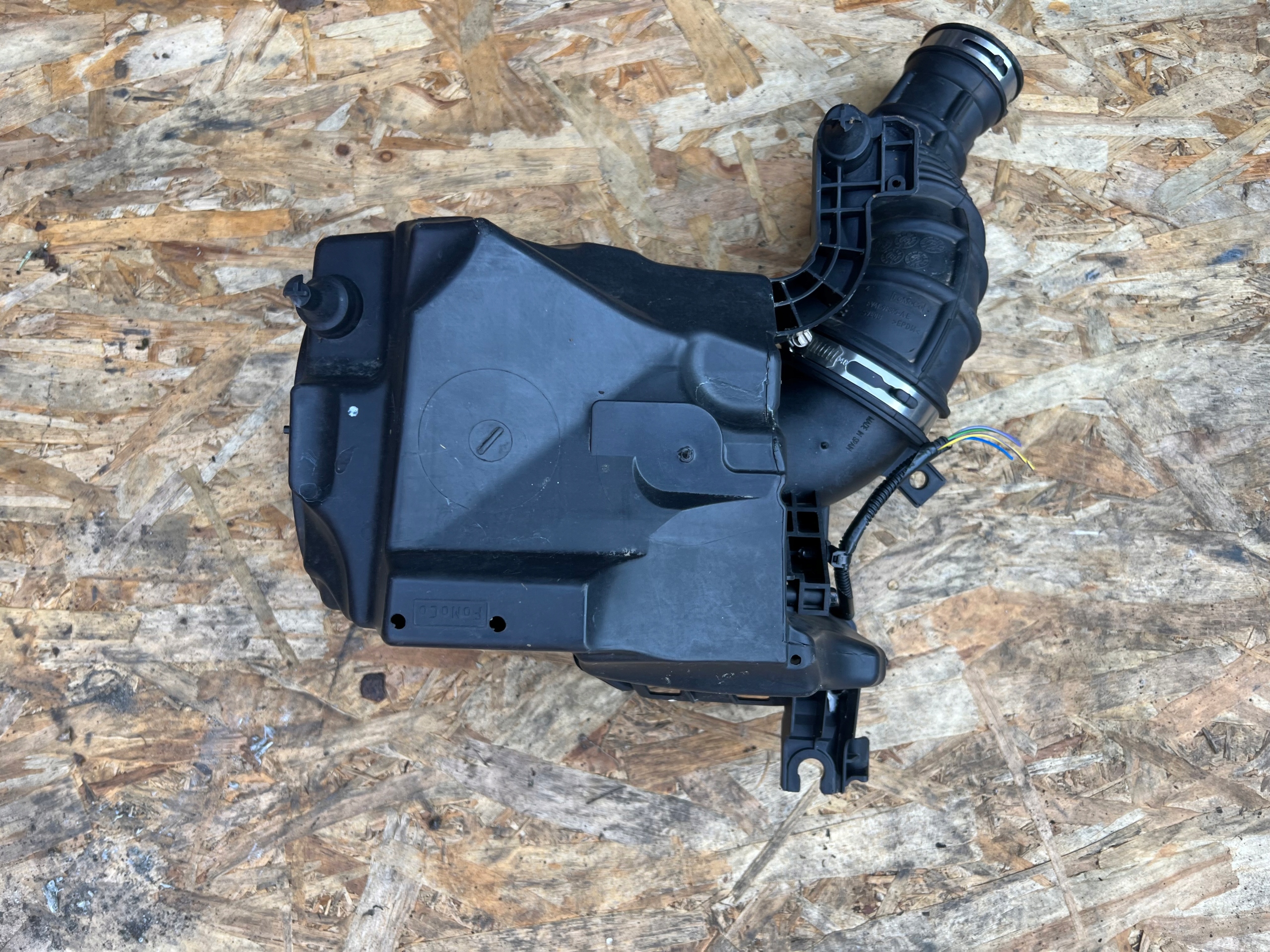 Gehäuse filter luft FORD KUGA II MK2 2.0TDCI