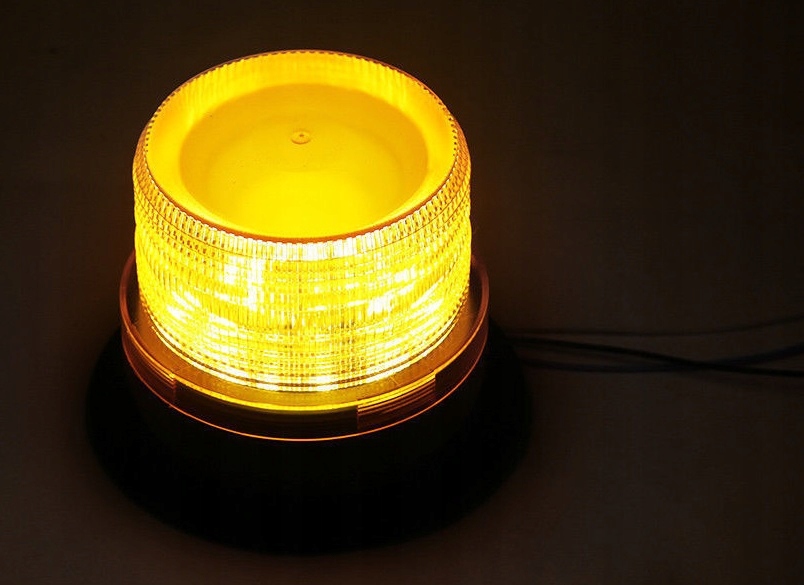 LAMPA BŁYSKOWA OSTRZEGAWCZA LED KOGUT STROBO 12V Numer katalogowy części MAT610