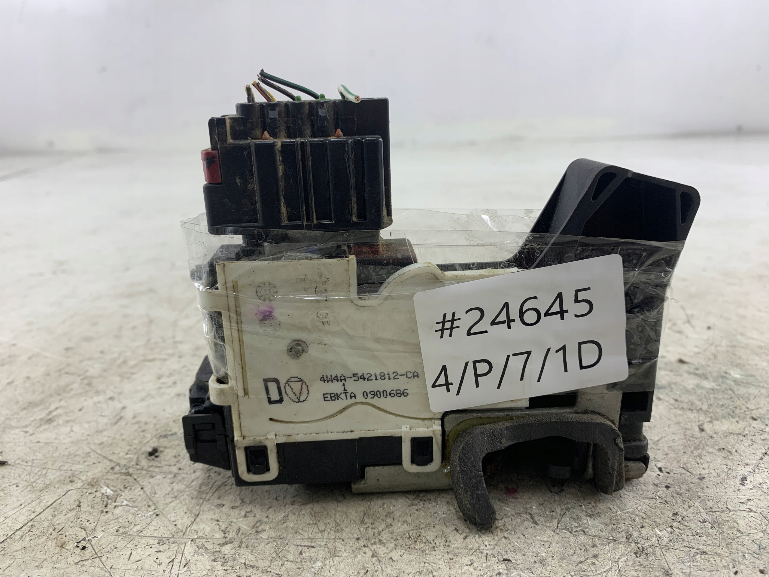 JAGUAR S TYPE LIFT lock right front 4W4A-5421812-CA
