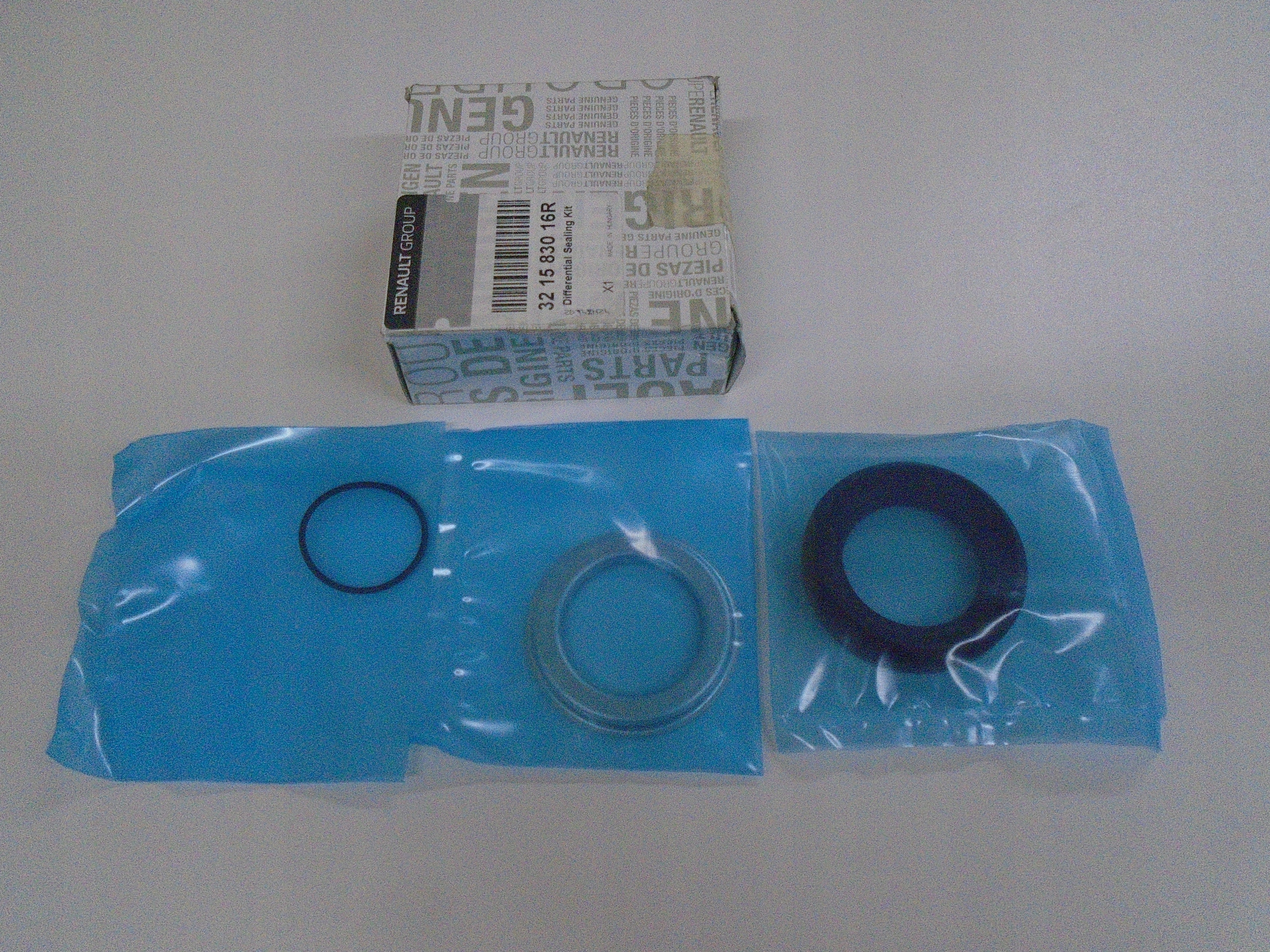 Уплотнитель полуоси коробки dw6 Renault 321583016r