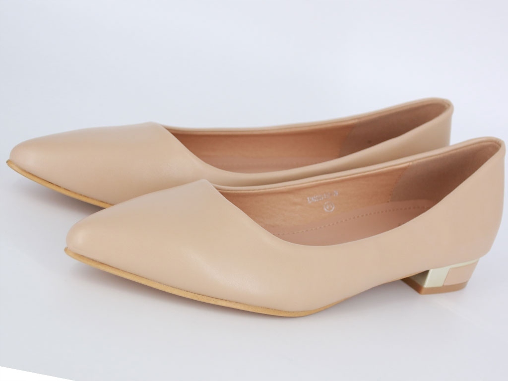 CZÓŁENKA NA NISKIM OBCASIE SKÓRZANE BEŻOWE PÓŁBUTY BALERINY DAMSKIE 41 Marka inna