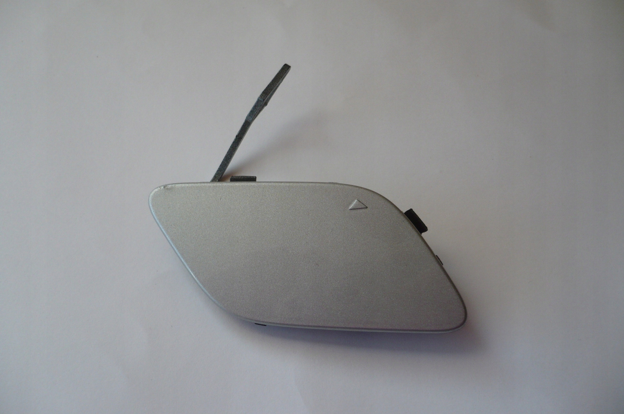 MERCEDES A-KLASA A169 LIFT towing hook cap front