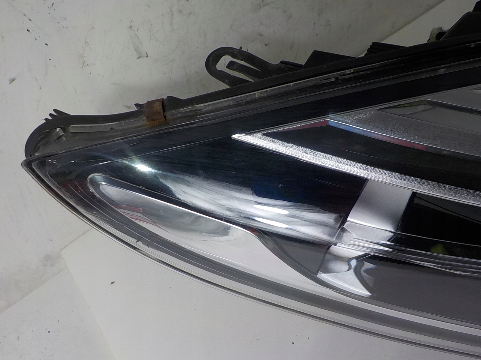 RENAULT MEGANE III LIFT light right front front UK