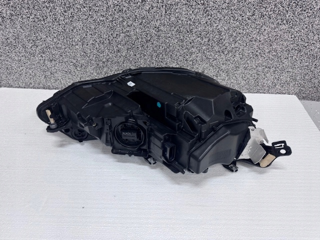 light left VW GOLF 8 LIFT GTI Full Led IQ LIGHT black