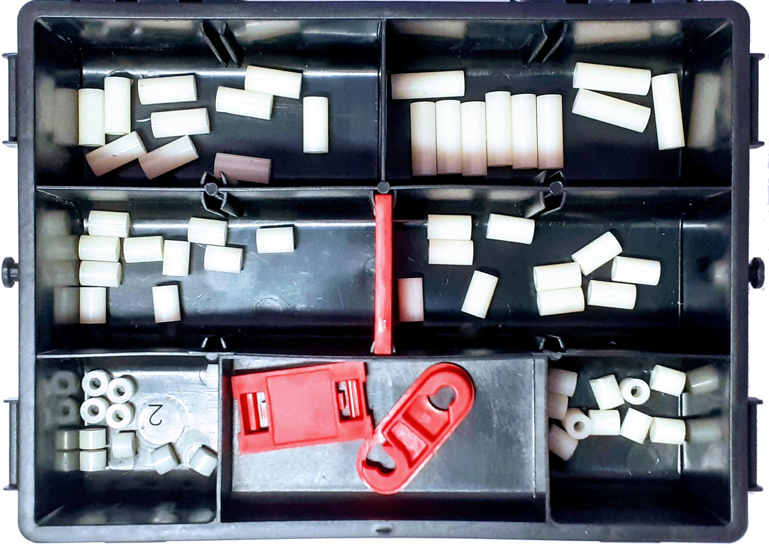 Tulejki dystansowe z tworzywa zestaw