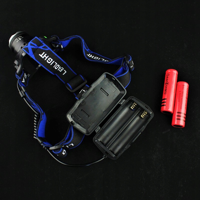 LATARKA CZOŁOWA CZOŁÓWKA LED REFLEKTOR + BATERIE 3 TRYBY ŚWIECENIA 2 x AKUM Waga 150 g