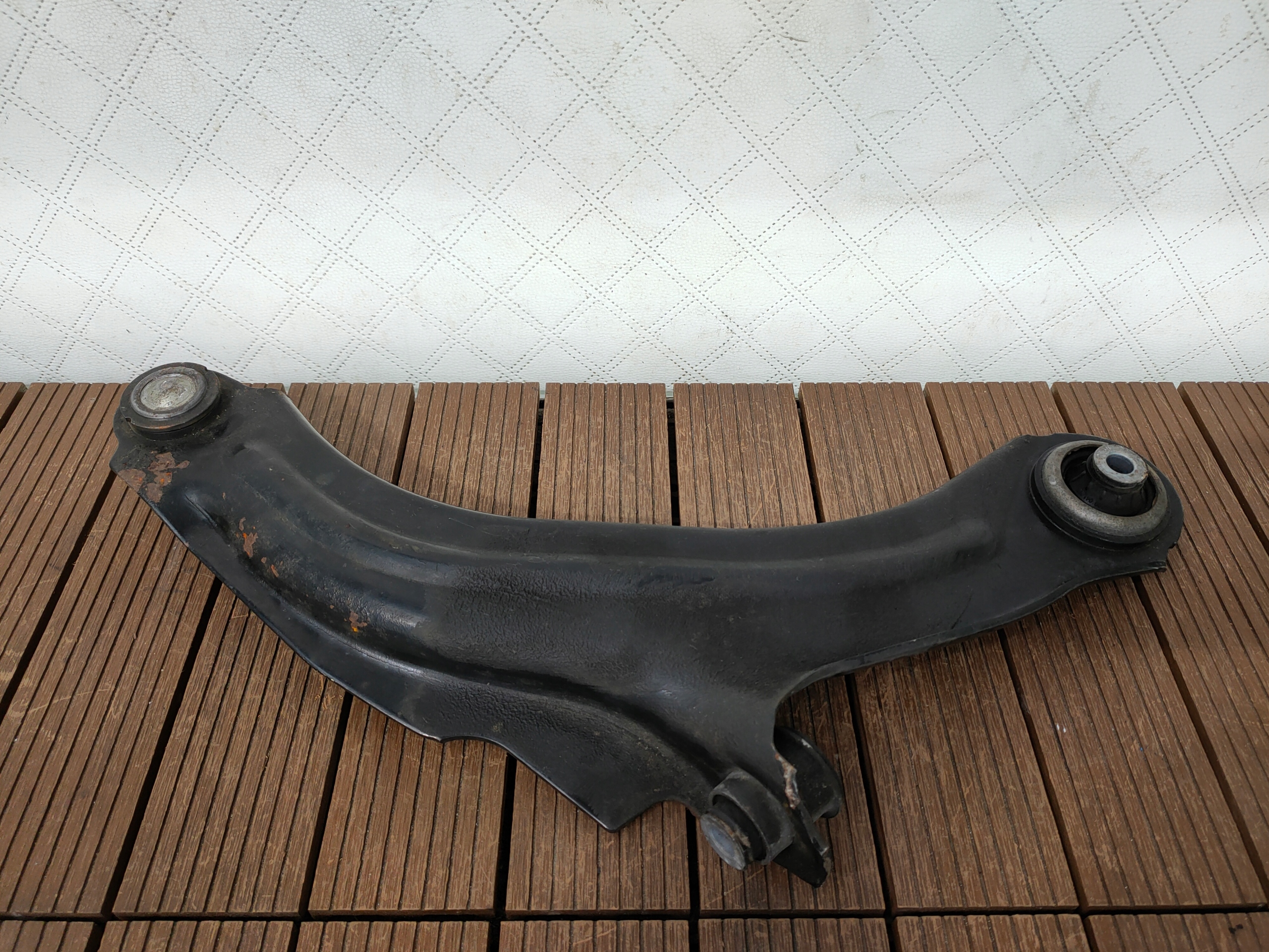 RENAULT ZOE Z.E. and 2013-2018 arm front left front OE