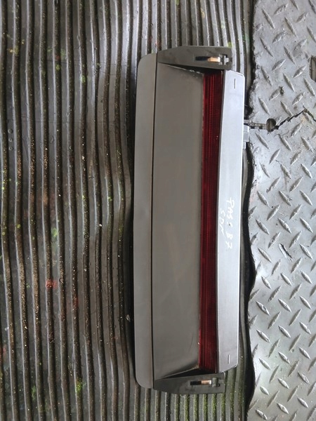 Volkswagen PASSAT B6 2007 Trzecie light stop