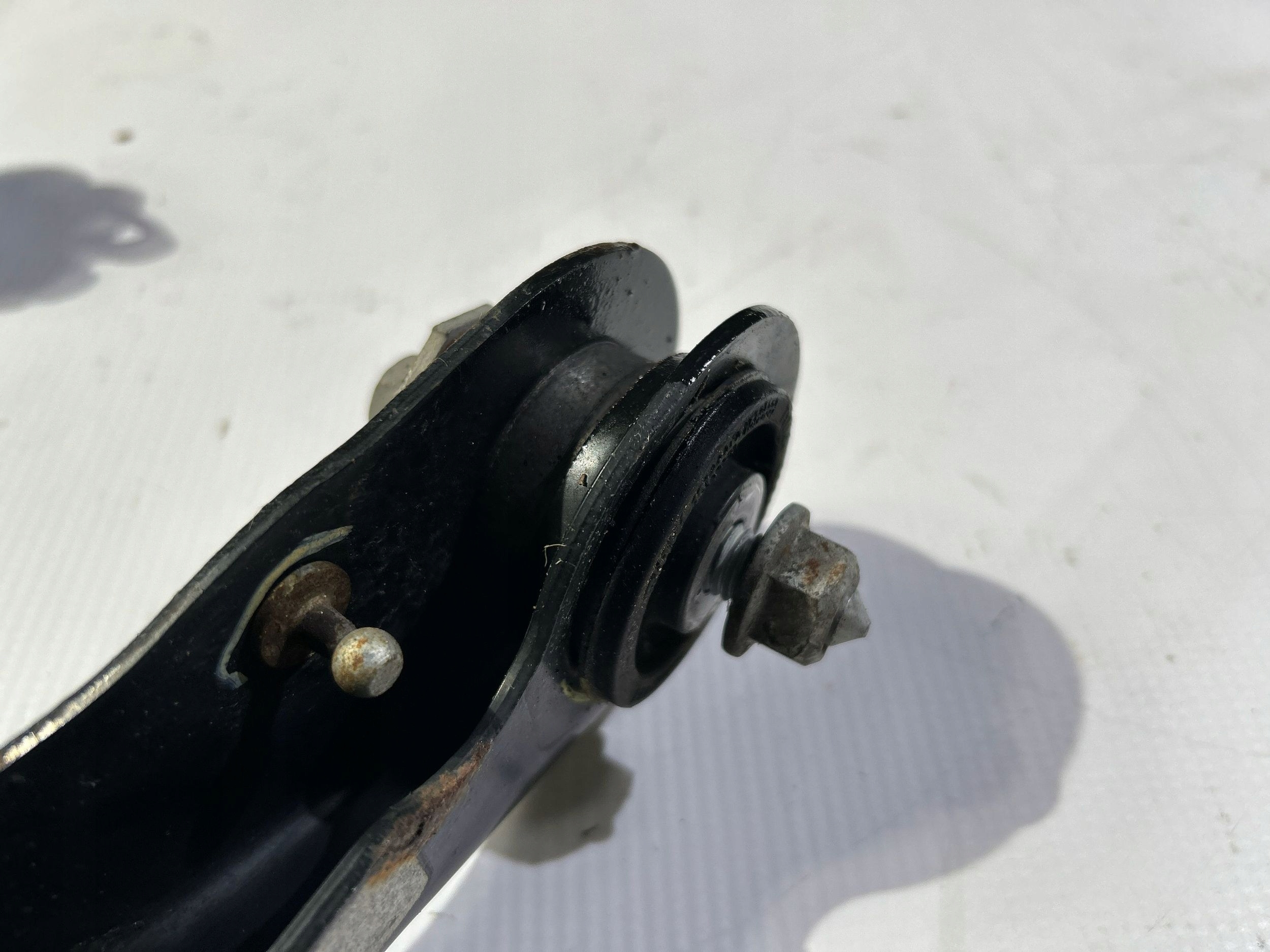 arm front front left Jeep Grand Cherokee Dodge Durango 2016
