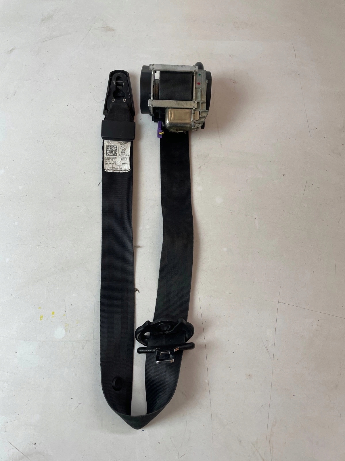 tension belt safety front front right Skoda Superb II