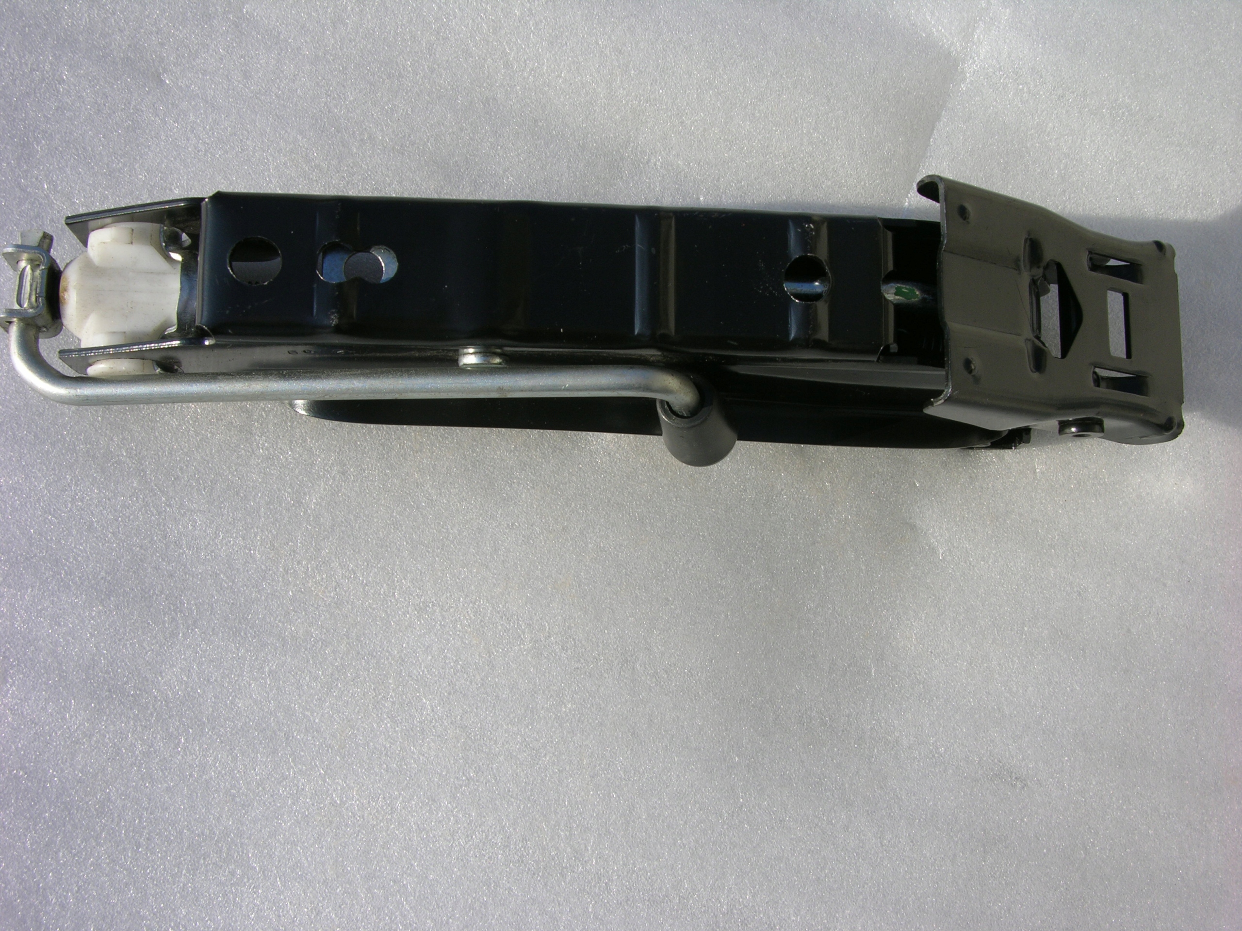 AUDI A3 VW GOLF V VI PASSAT B6 B7 SEAT LEON LEWAREK PODNOŚNIK DO AUTA Typ samochodu Samochody osobowe