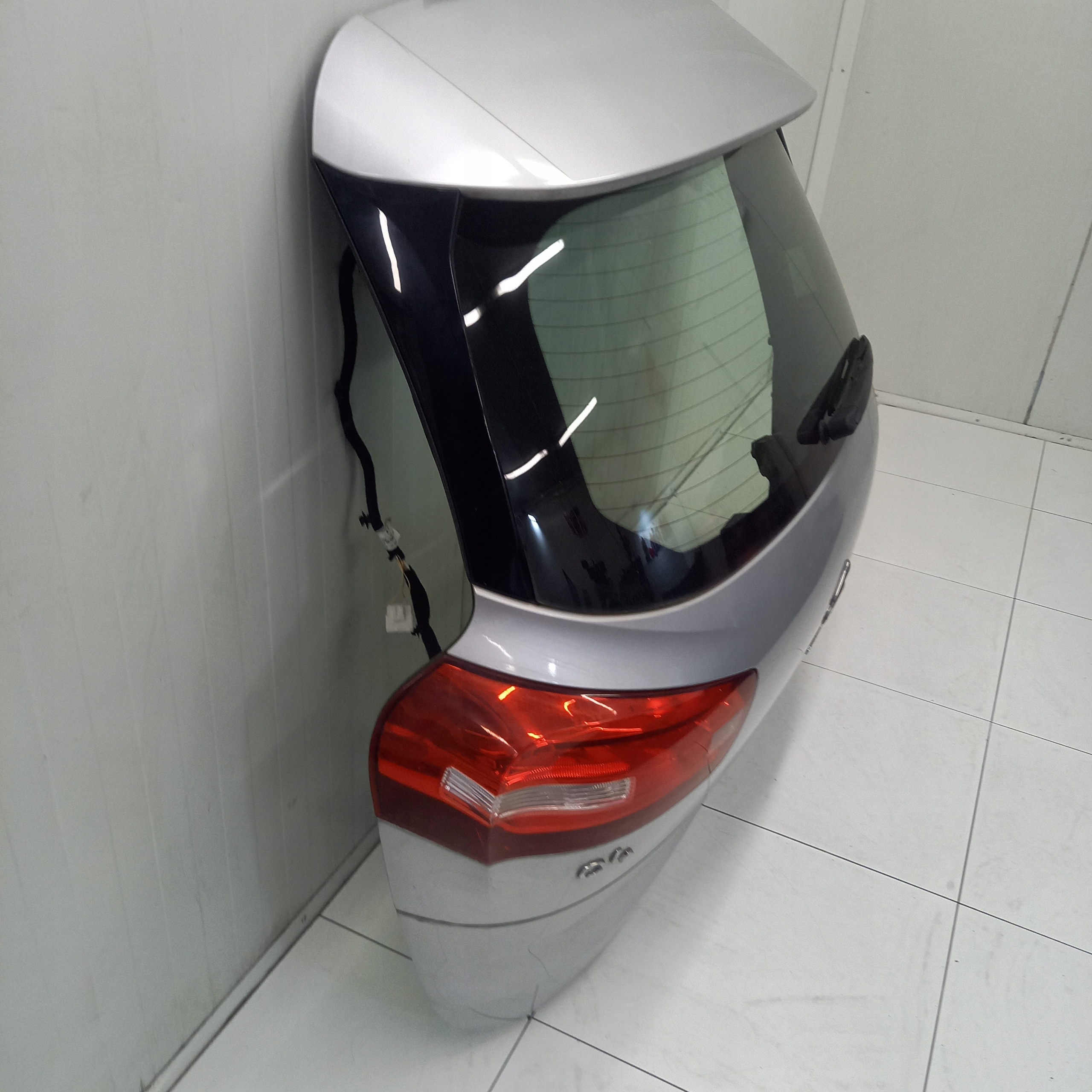 boot doors rear part CITROEN C4 PICASSO 2 CODE : EZRC 2017r