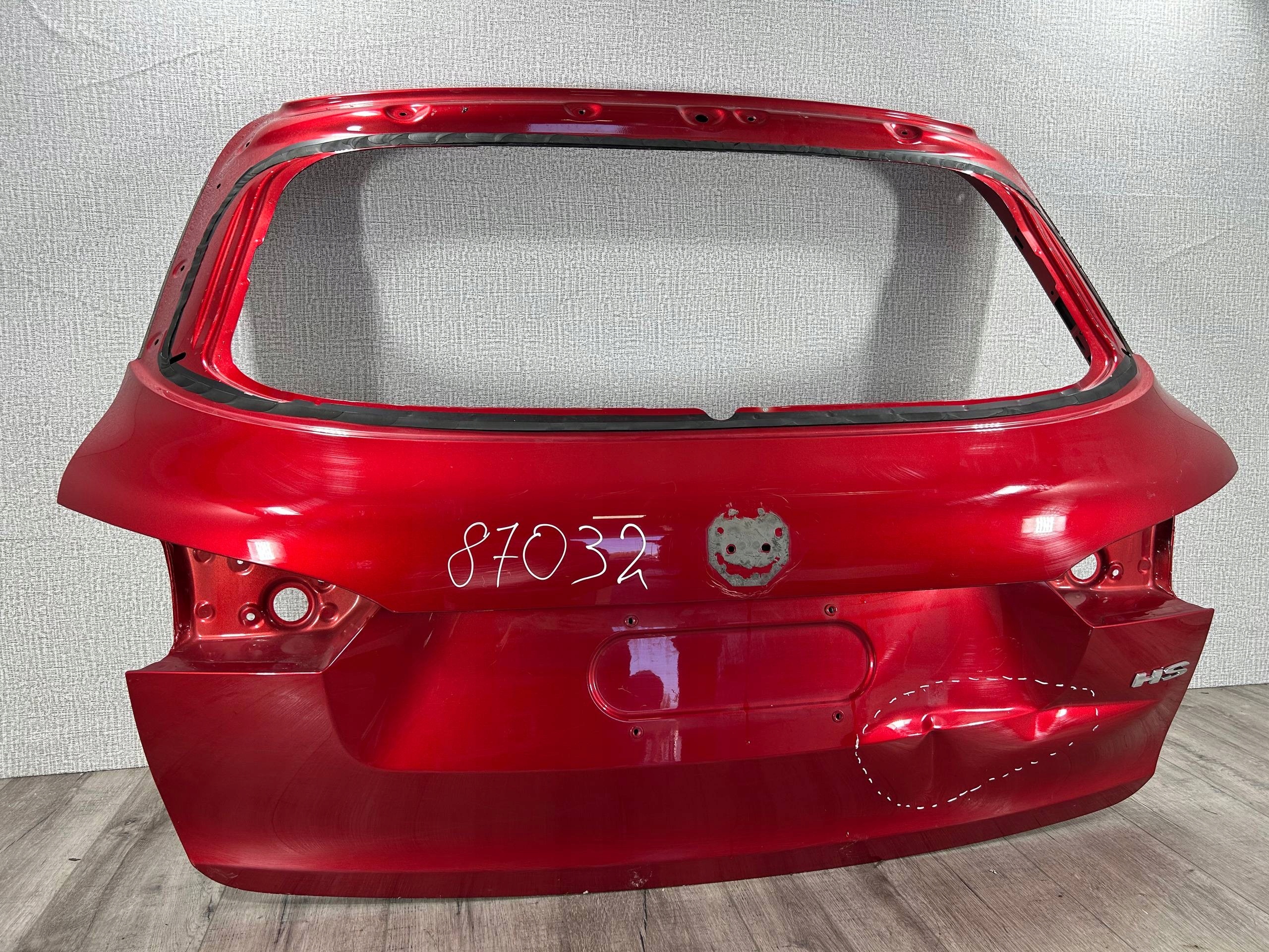MG HS EHS and 2018-2024 trunk door boot rear part