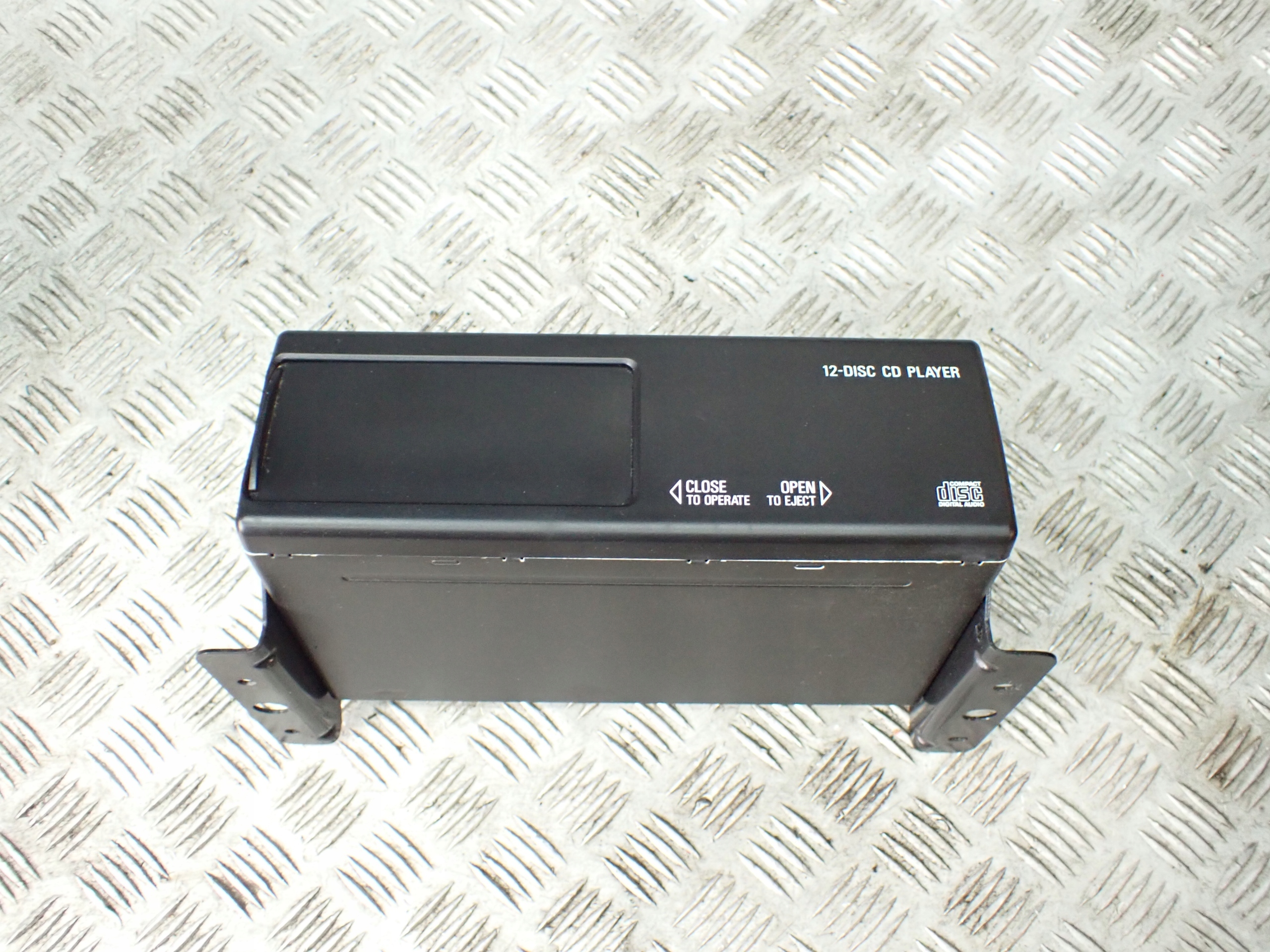 Zmieniarka Płyt CD Chevrolet Corvette C5