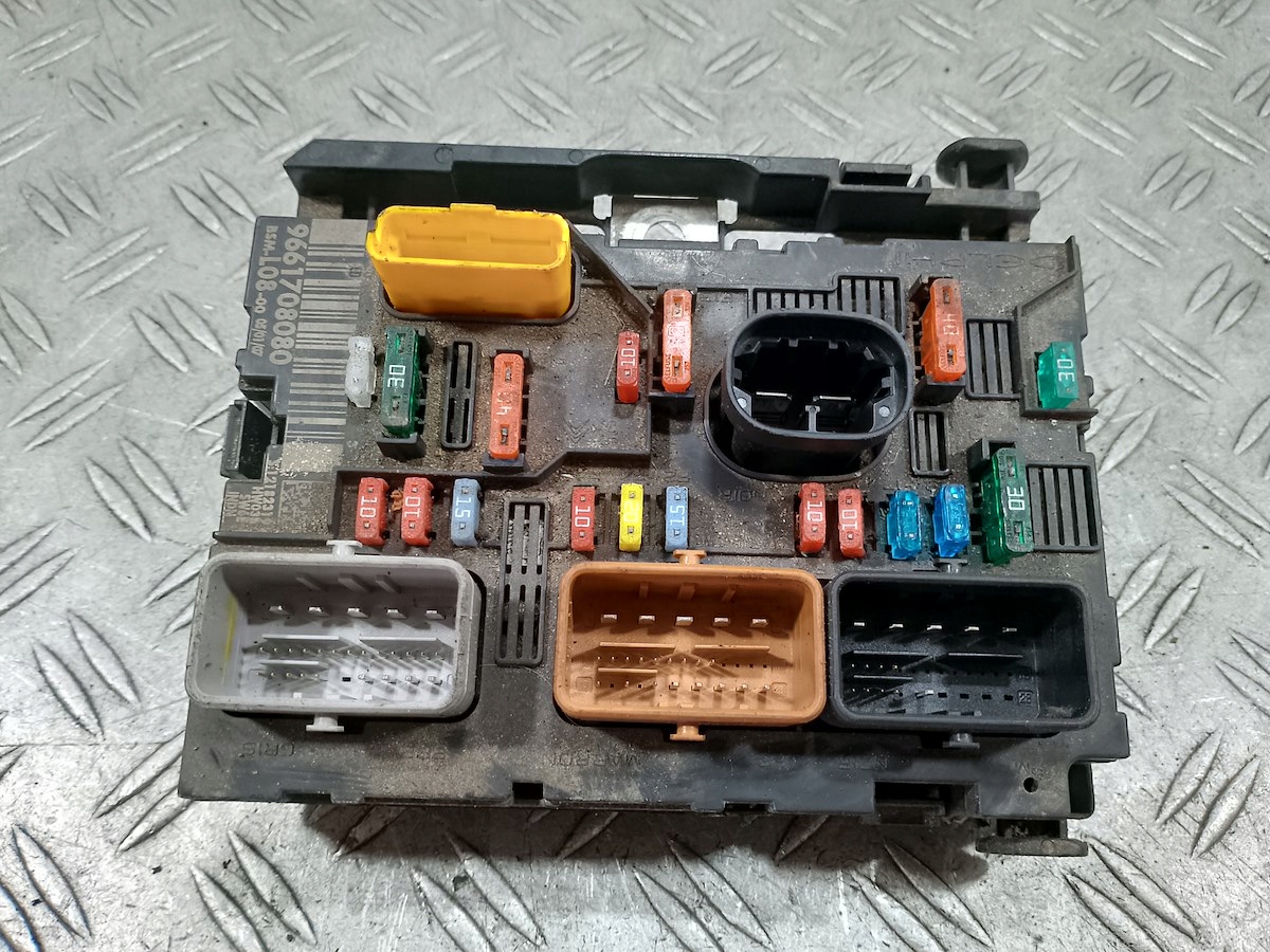 MODUŁ BSM CITROEN C4 PICASSO 9661708080 L08-00 Jakość części (zgodnie z GVO) Q - oryginał z logo producenta części (OEM, OES)