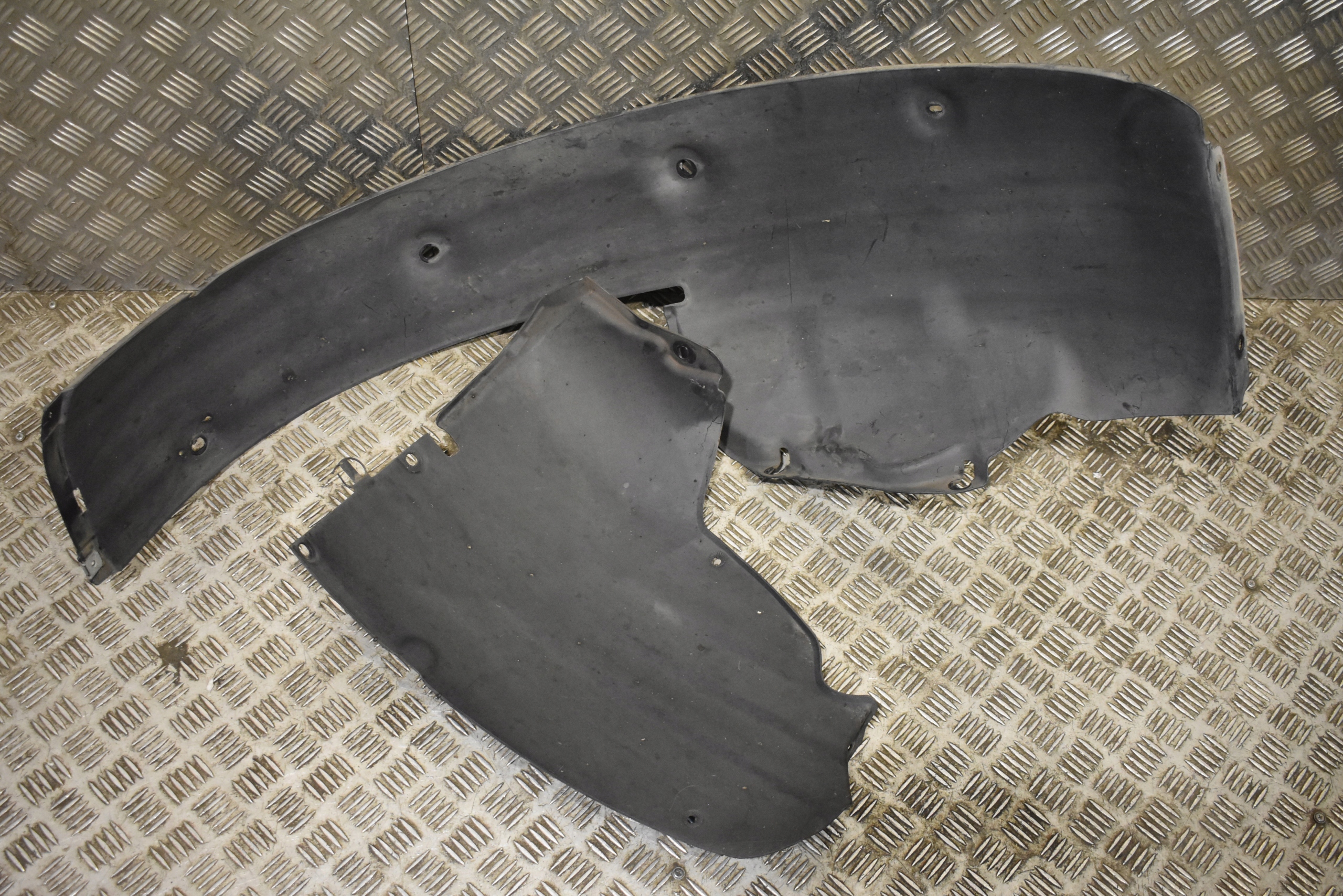 IDEALNA KPL. mudguard rear part rear. right PORSCHE 992 1