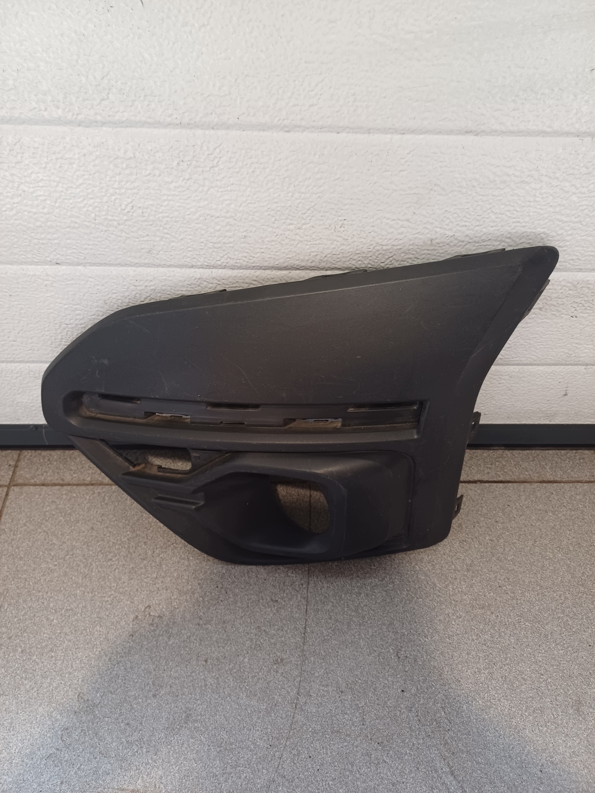 spoiler grid fog lights left front DACIA SANDERO 3 III STEPWAY M-02-18-47