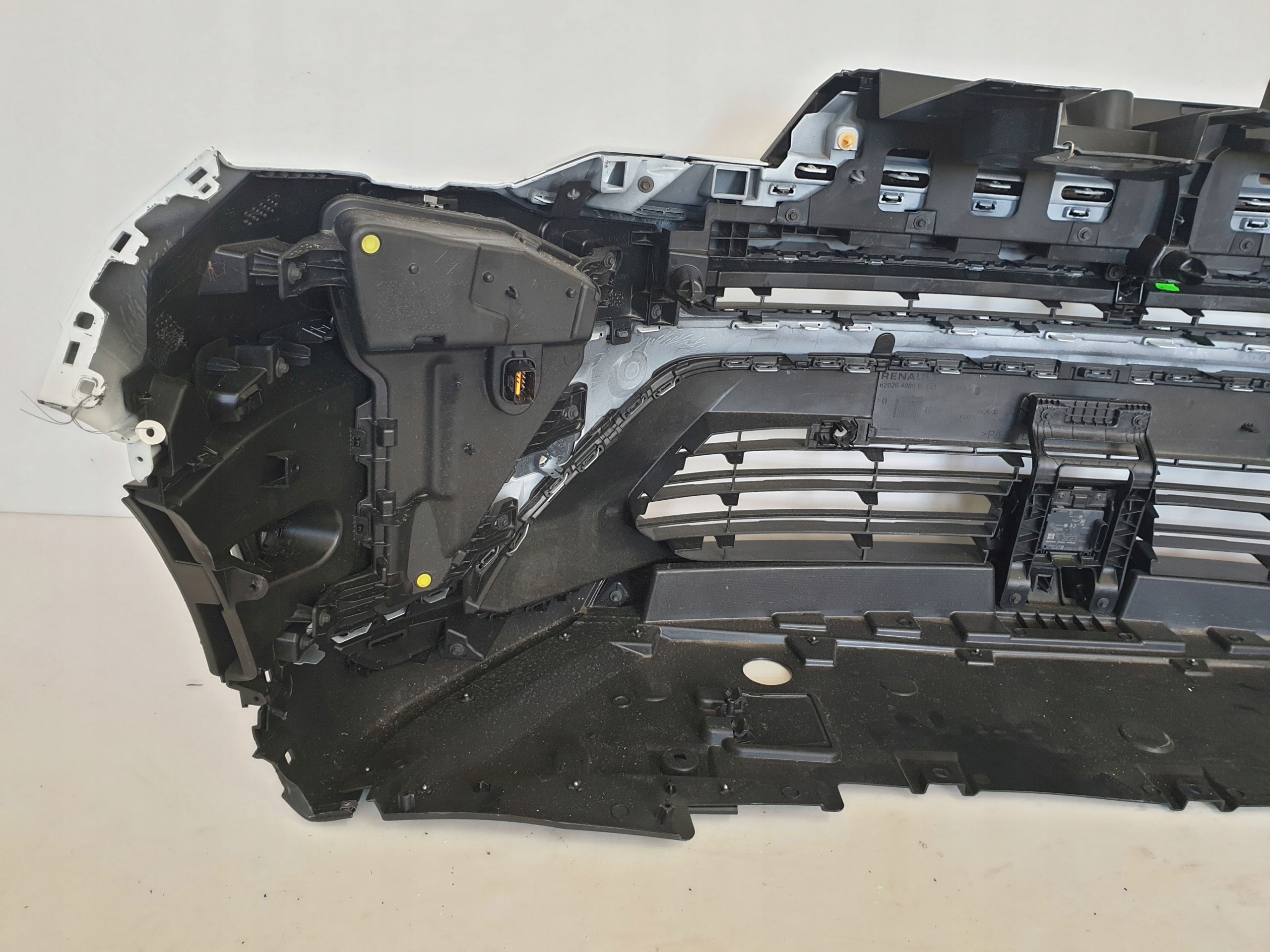 RENAULT CAPTUR II LIFT 24-> bumper front PDC LED RADAR cover KAMERA