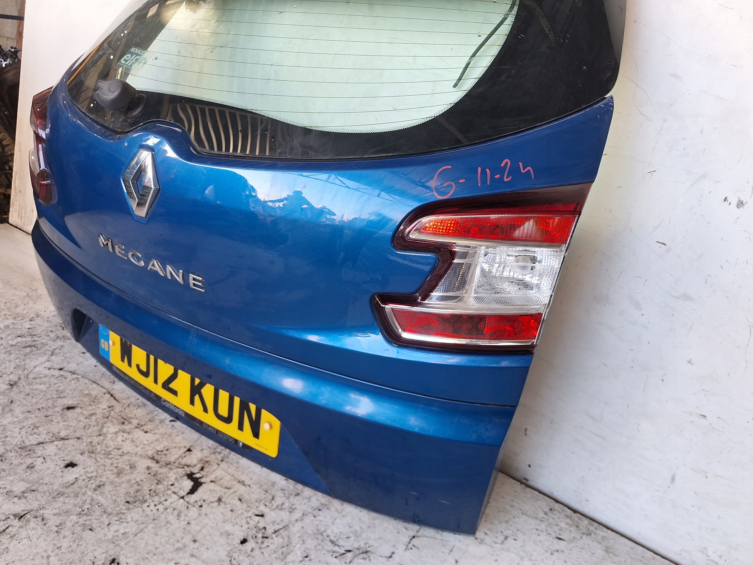 RENAULT MEGANE III 08-13 boot door KOMBI