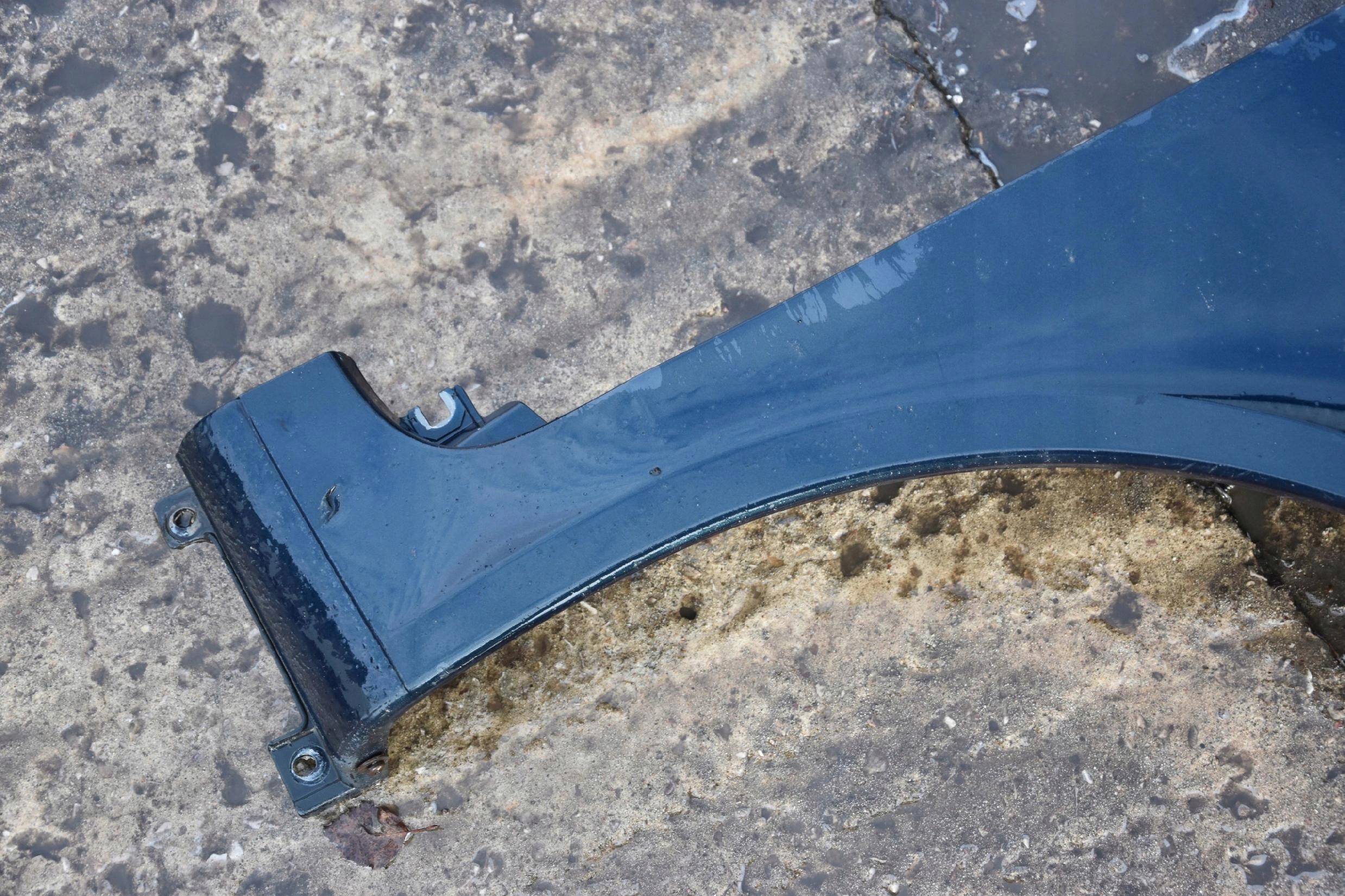 fender right front RENAULT LAGUNA II