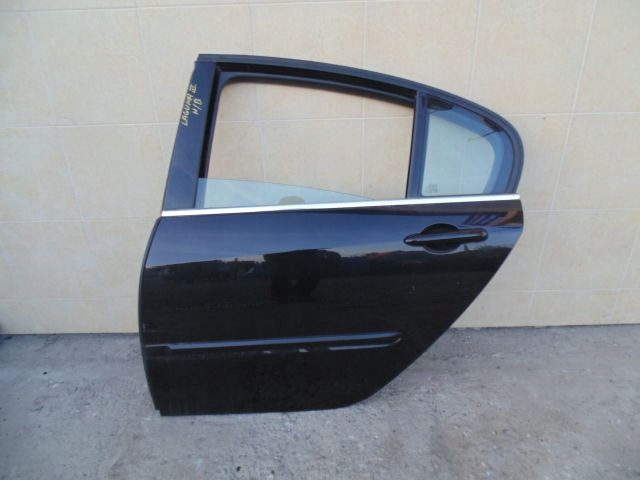 DOOR COMPLETE LEFT RENAULT LAGUNA III 2007 ROK.
