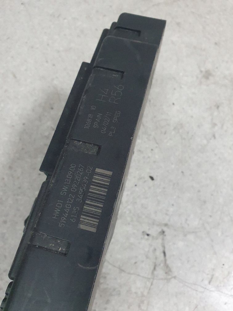 MINI COOPER R55 R56 R57 блок предохранителей BCM 3455439